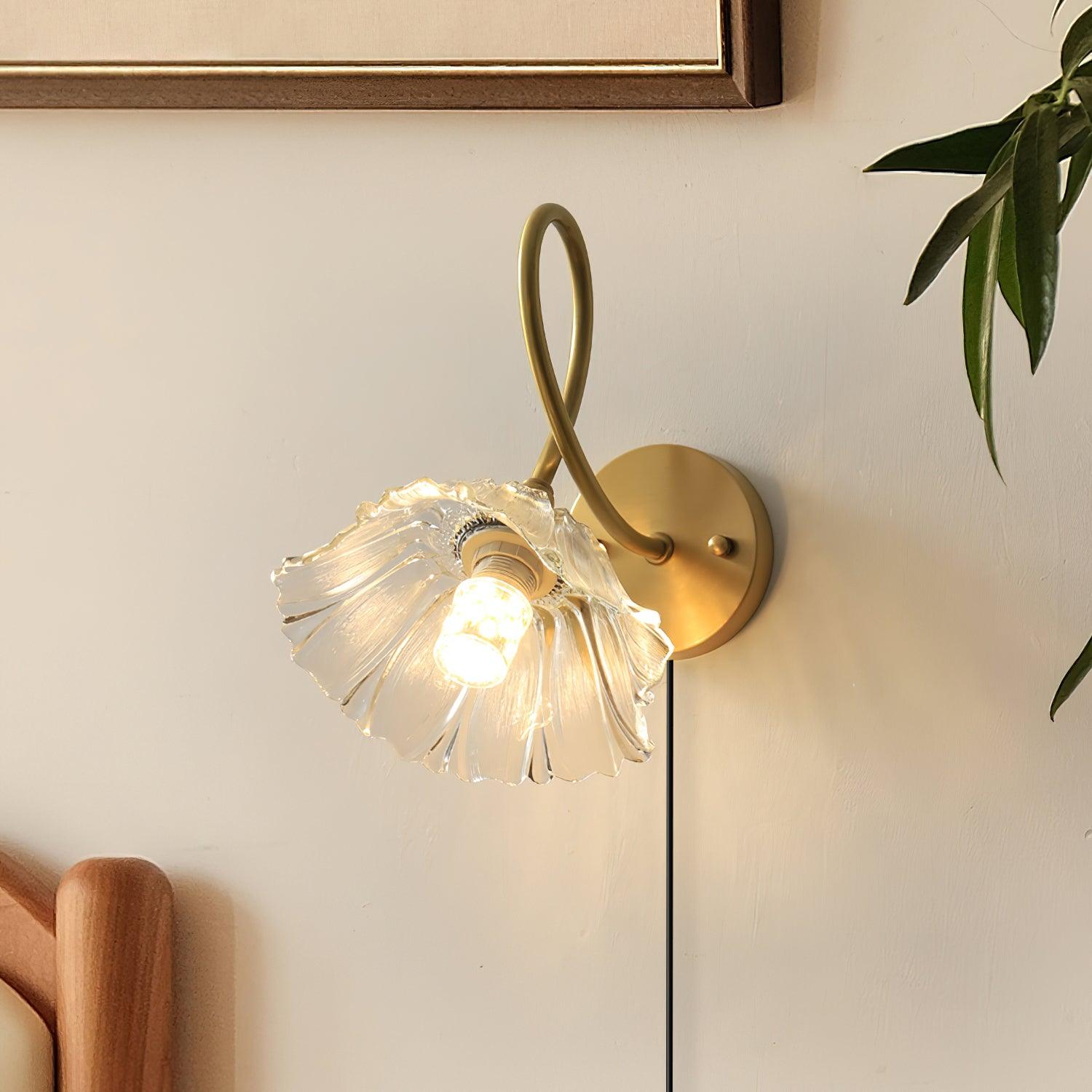 Aurora Glass Elegant Wall Lamp - Neutralighting