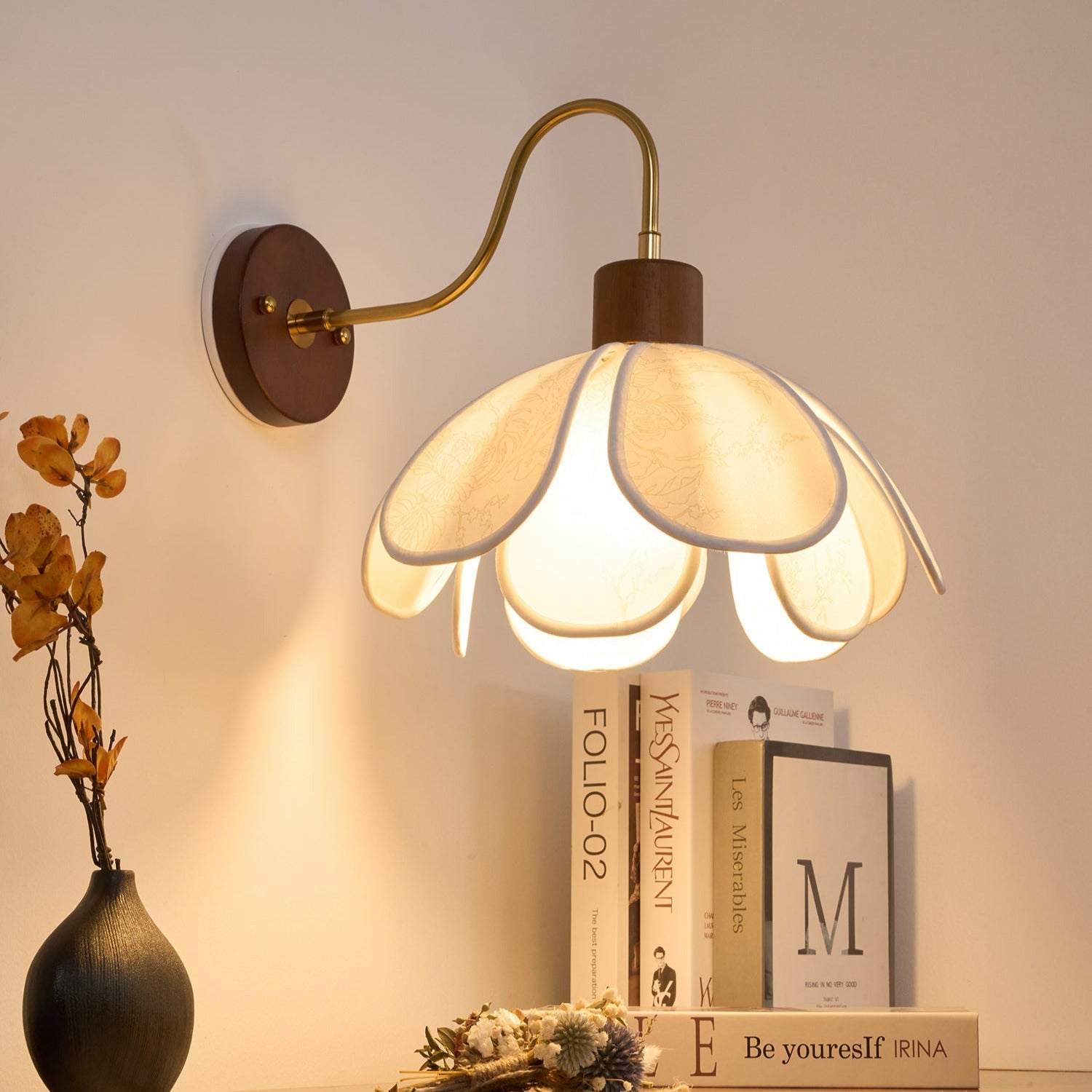 Yuki Applique Murale Florale en Bois et Tissu - Neutralighting