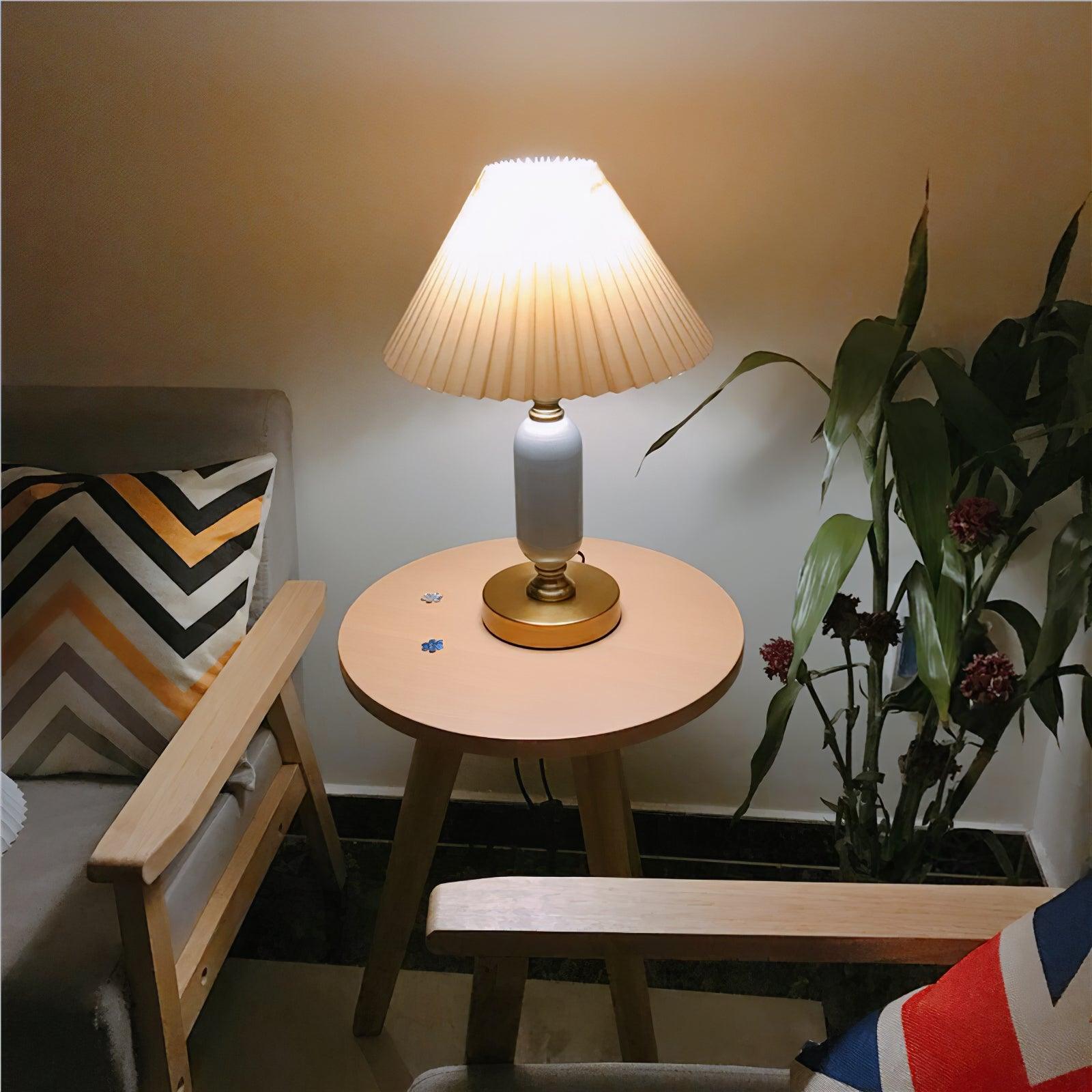 Aurmarila Lampe de Table en Tissu - Neutralighting