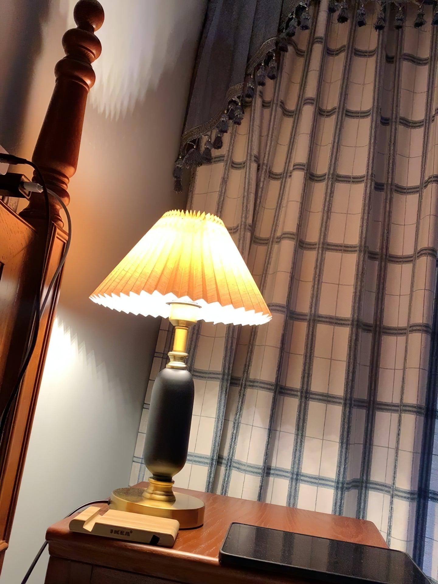 Aurmarila Lampe de Table en Tissu - Neutralighting