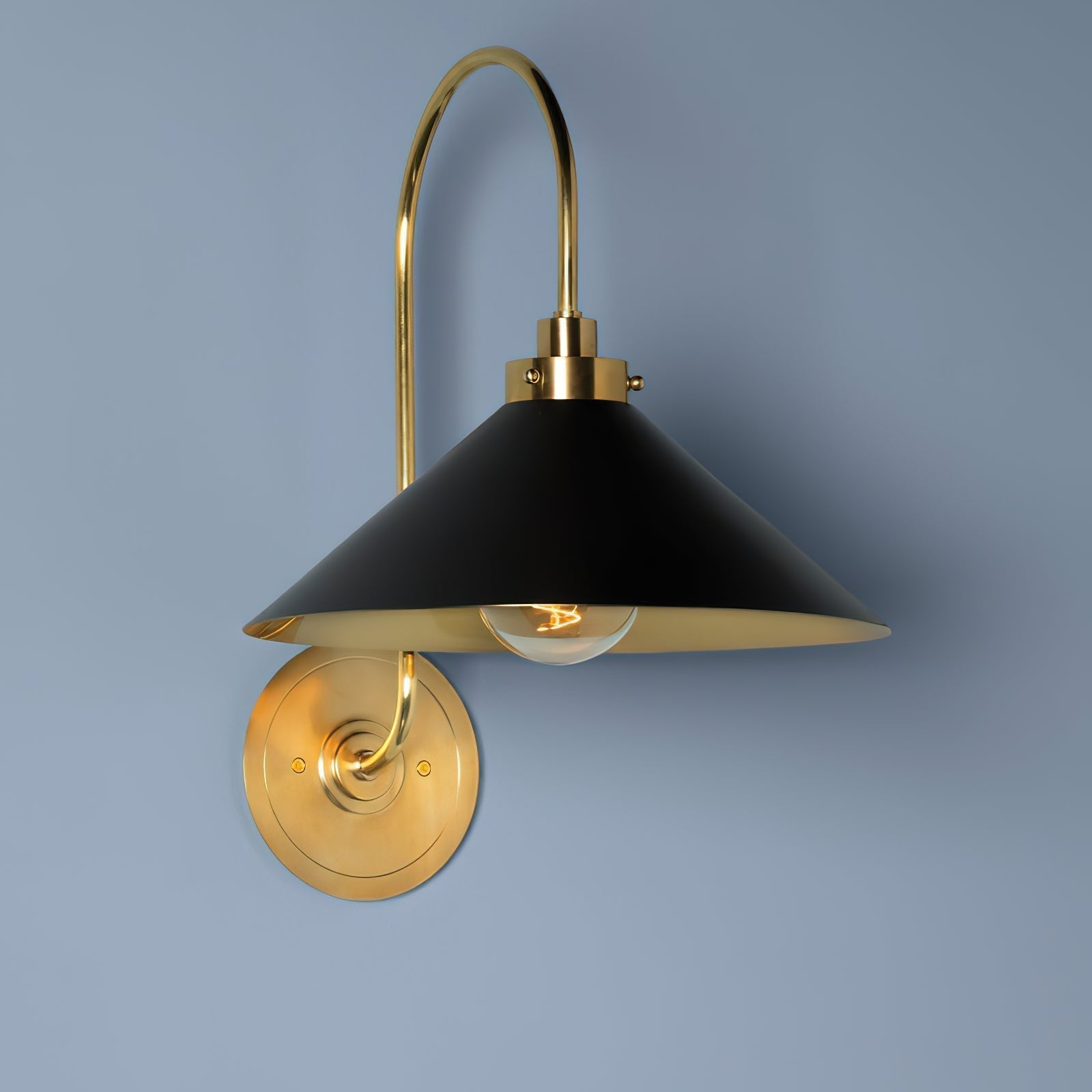 Drape Lampe Murale En Métal Laiton Minimaliste Moderne - Neutralighting
