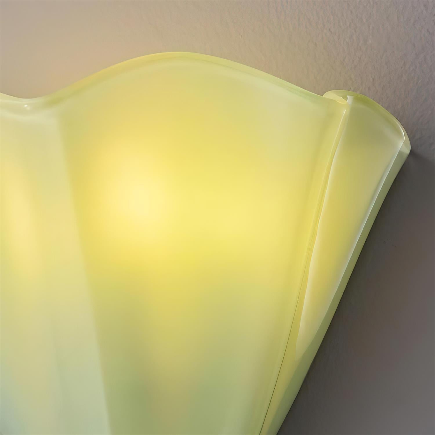 Corala Applique Murale Verre Pastel Forme Ventilateur - Neutralighting