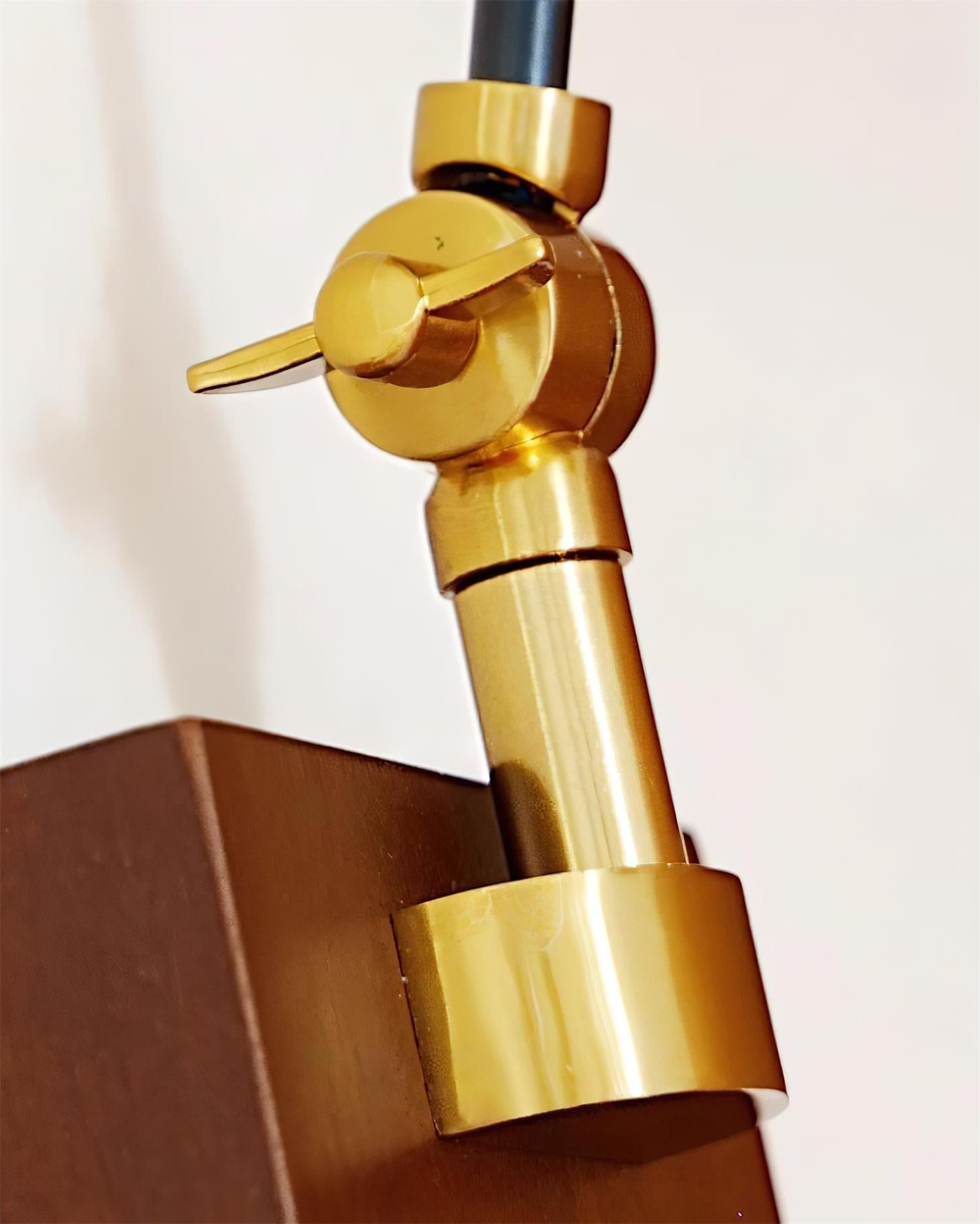 Cordova Lampe Murale Articulée Industrielle - Neutralighting