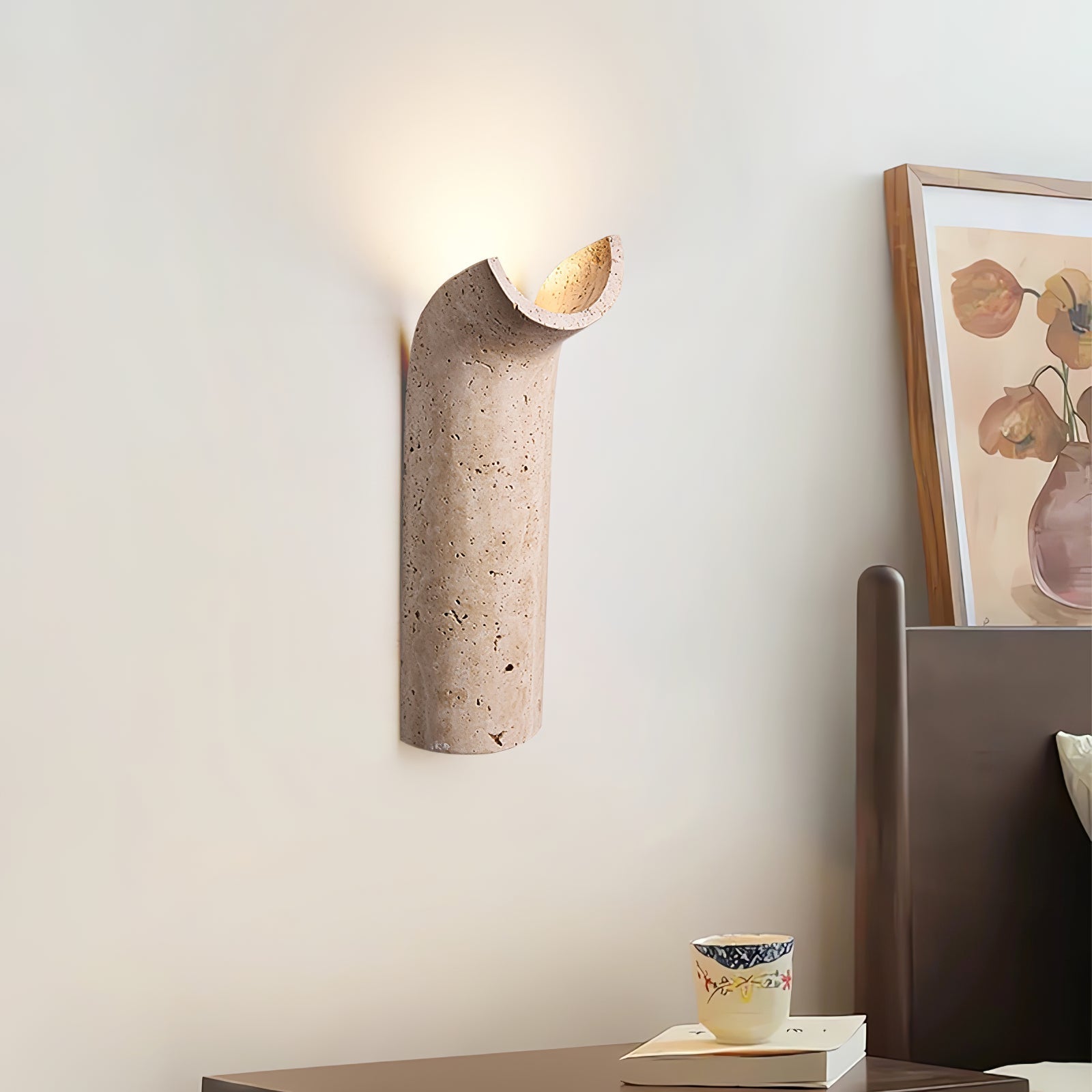 Lycoris Applique Murale Conique en Travertin - Neutralighting