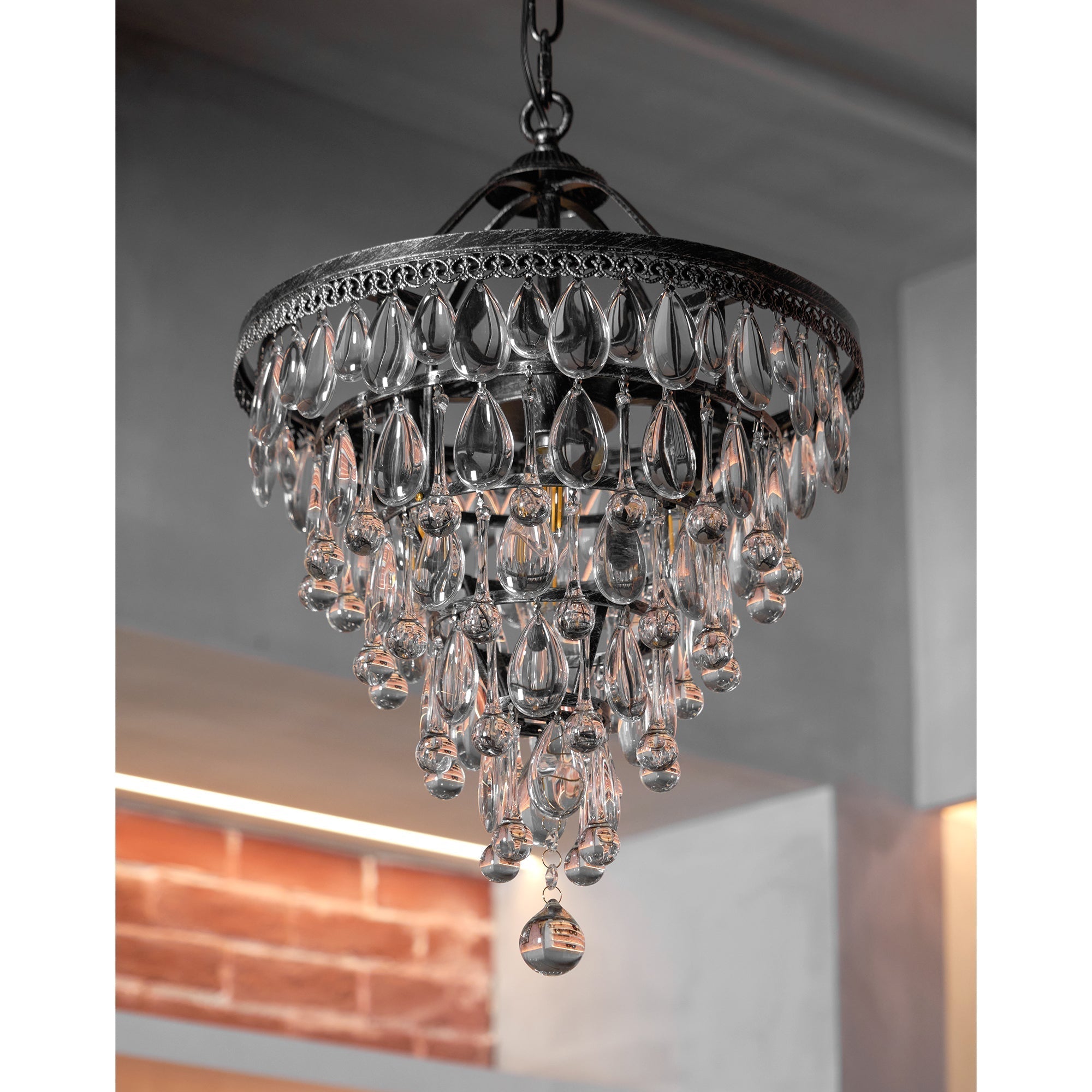 Blink Lustre Unique En Cristal Et Métal En Forme De Pyramide Inversée - Neutralighting