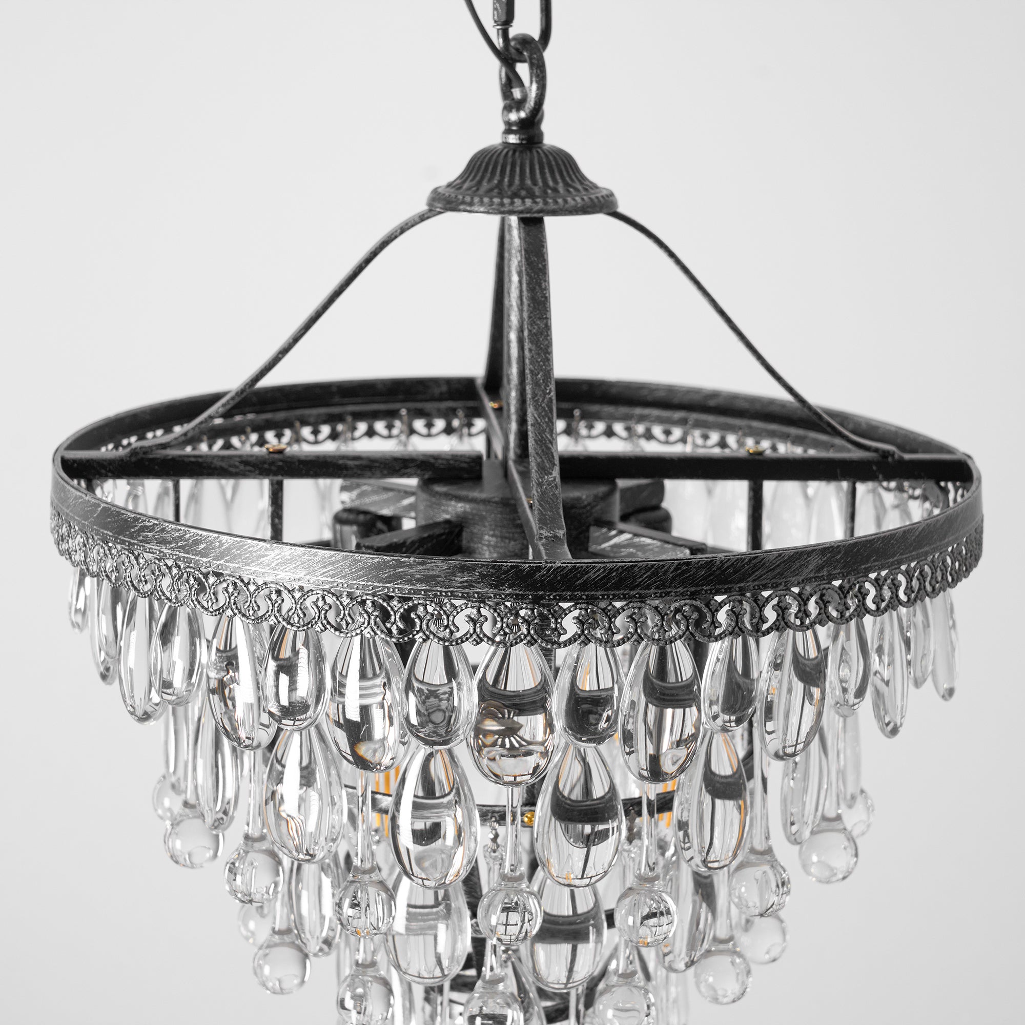 Blink Lustre Unique En Cristal Et Métal En Forme De Pyramide Inversée - Neutralighting