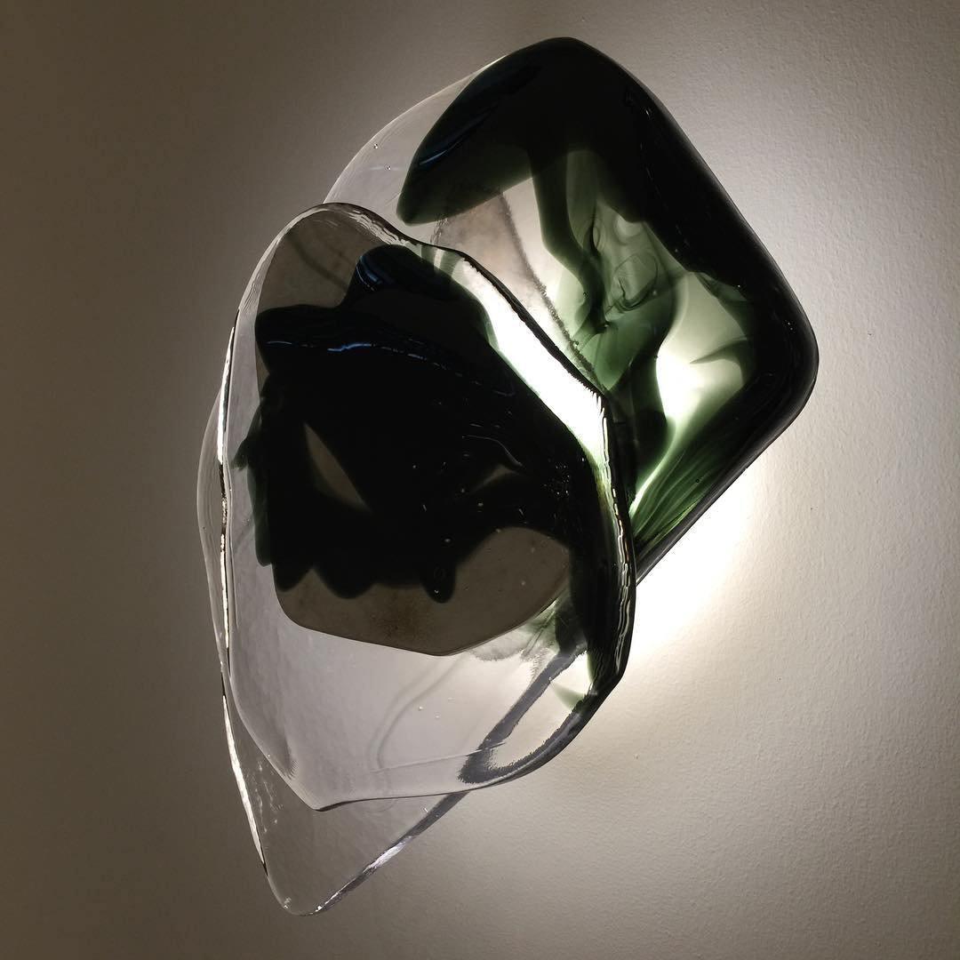 Beatrice Applique Murale Artistique en Verre Noir - Neutralighting