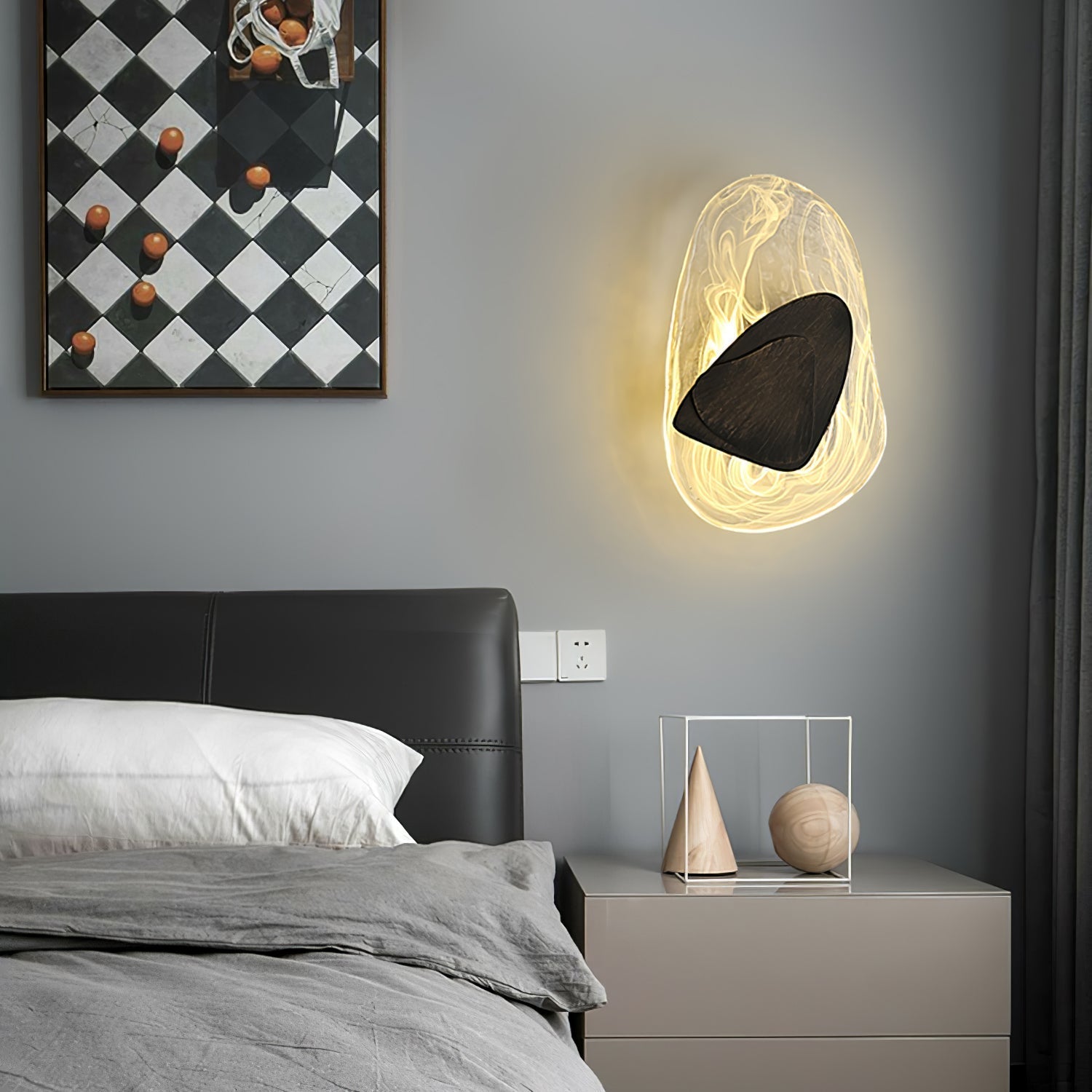 Beatrice Applique Murale Artistique en Verre Noir - Neutralighting