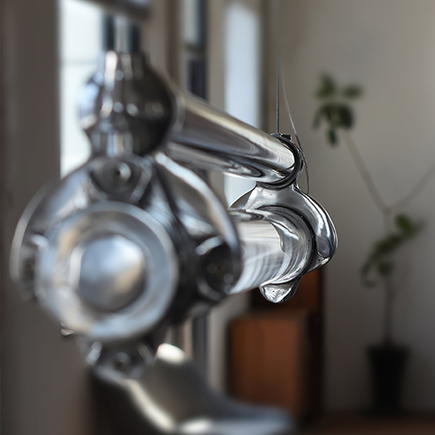 Ciel Lampe Pendante Métal Tube Et Acrylique Industrielle - Neutralighting