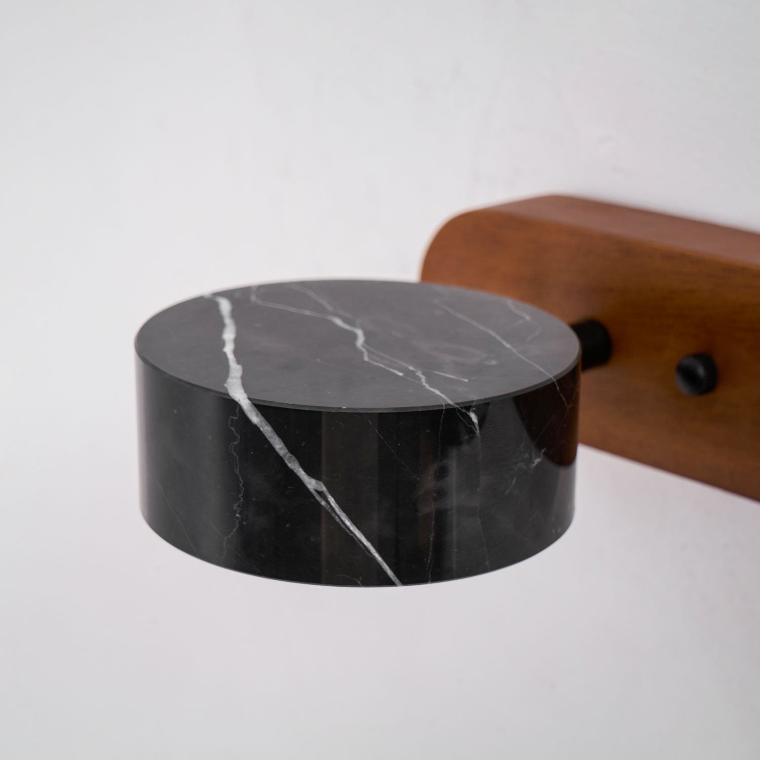 Orshaa Linéaire Travertin Vanité Lumière - Neutralighting