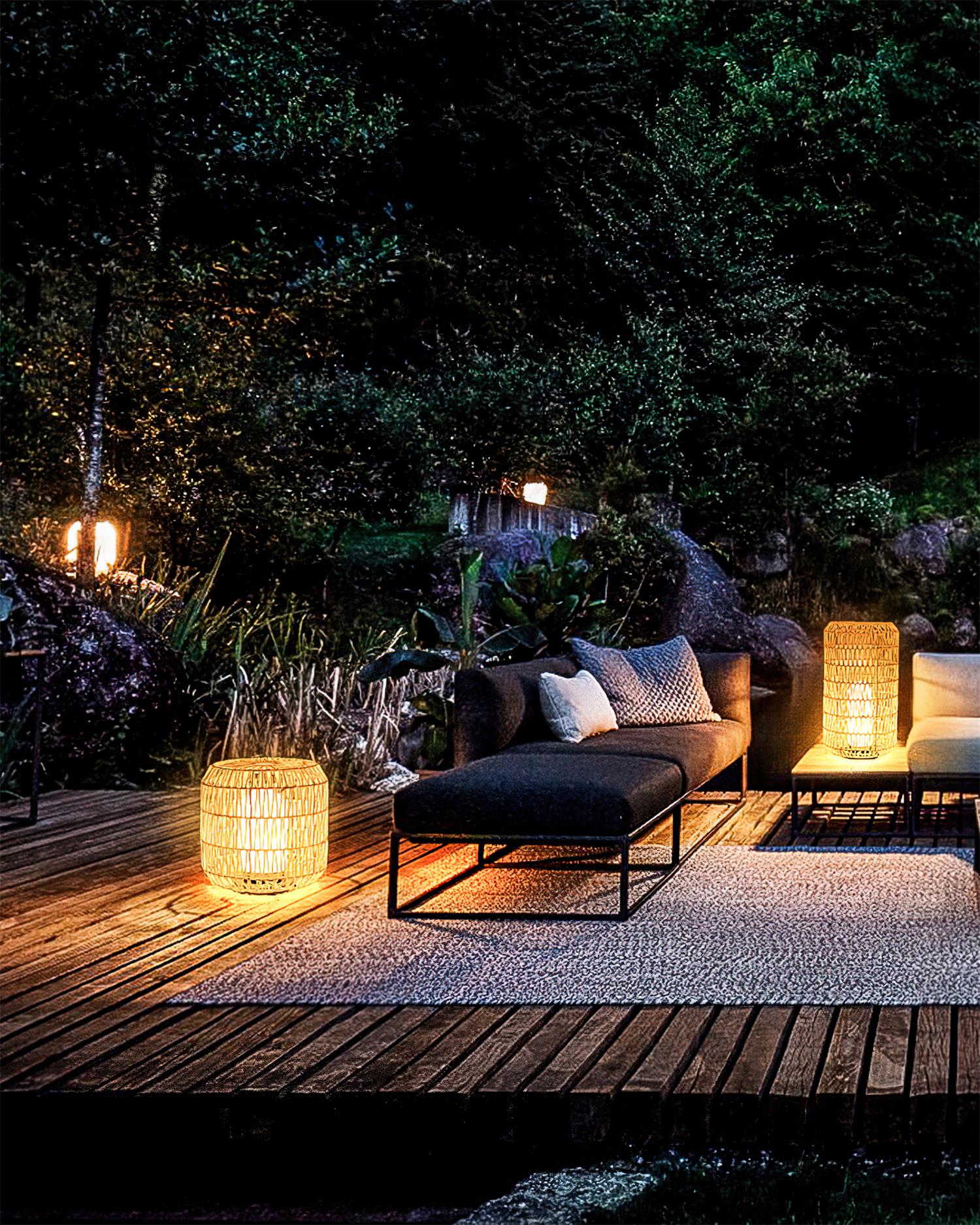 Danya Lampe Extérieure Cylindre en Rattan Solaire - Neutralighting