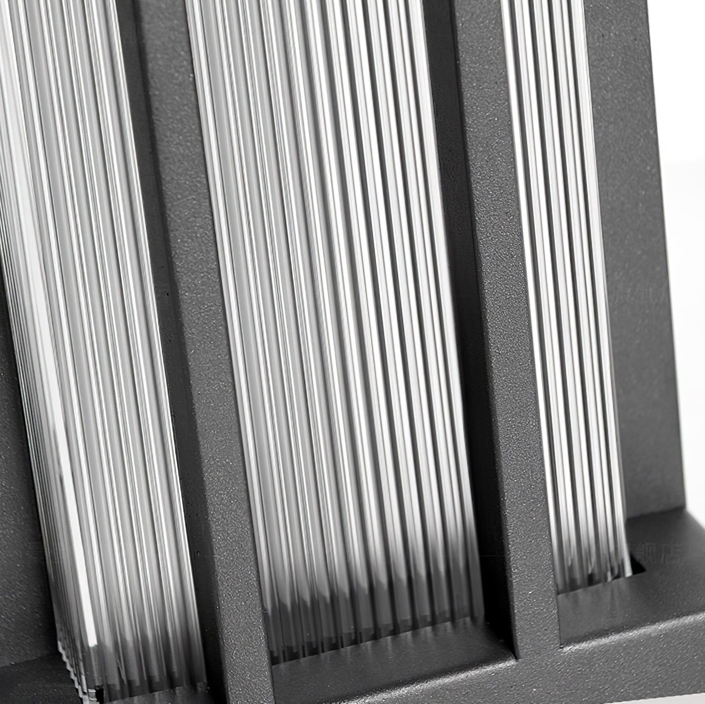 Strata Double Axe Extérieur Poteau Lumière - Neutralighting