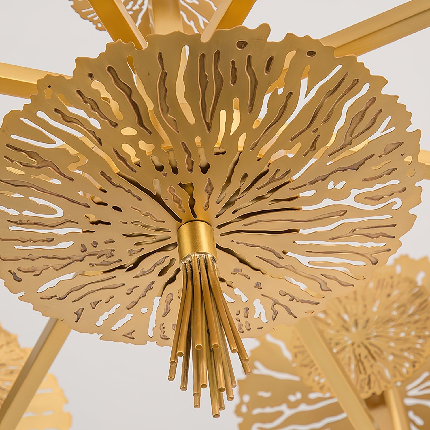 Orb Lustre Métal Laiton Créativité Individuelle - Neutralighting