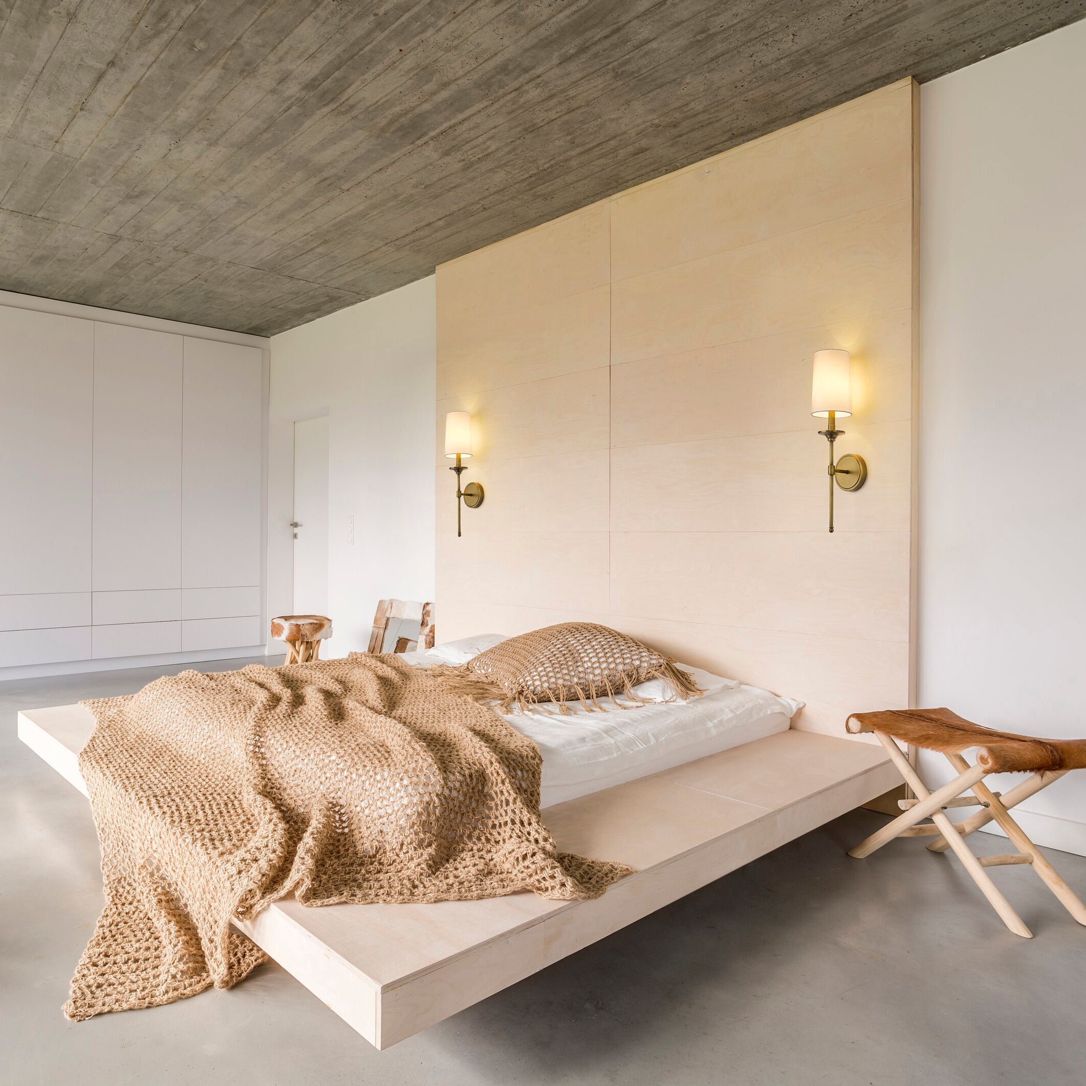 Esileth Applique Murale Laiton Tissu Vintage - Neutralighting