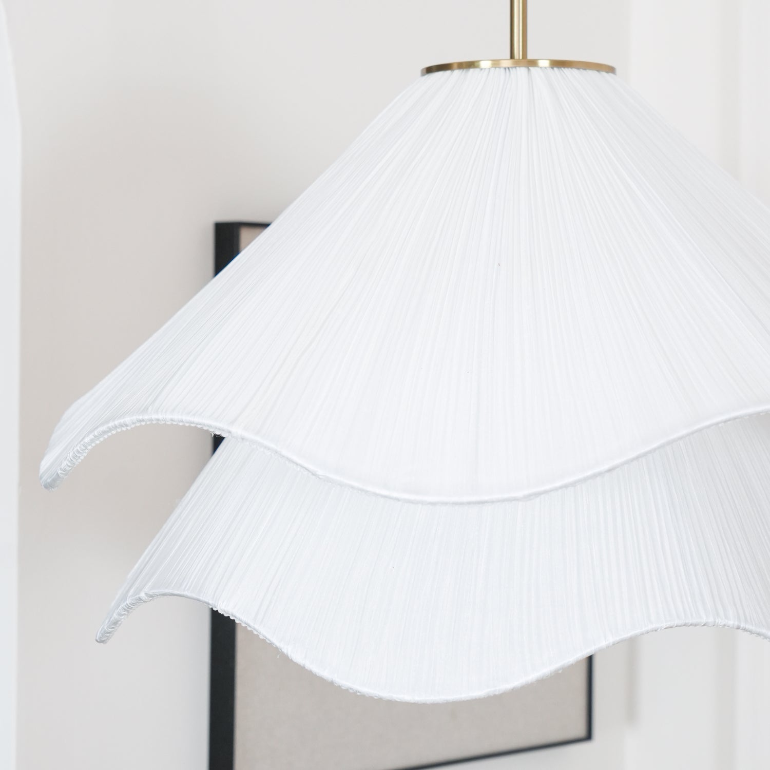Ethereal Bloom Pendant Light - Blowlighting