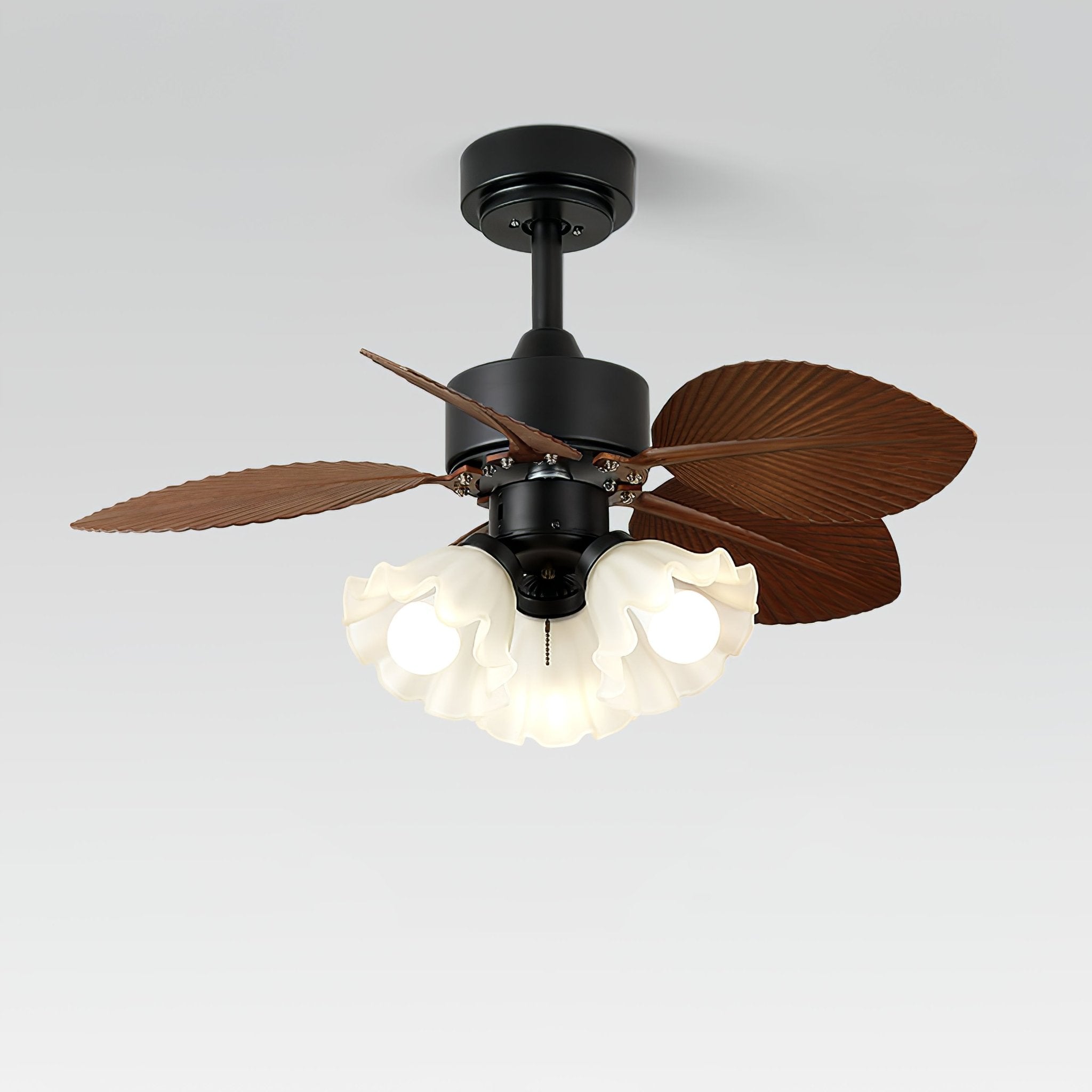 Ventilateur de plafond Rosalyn en bois vintage avec finition Noire.