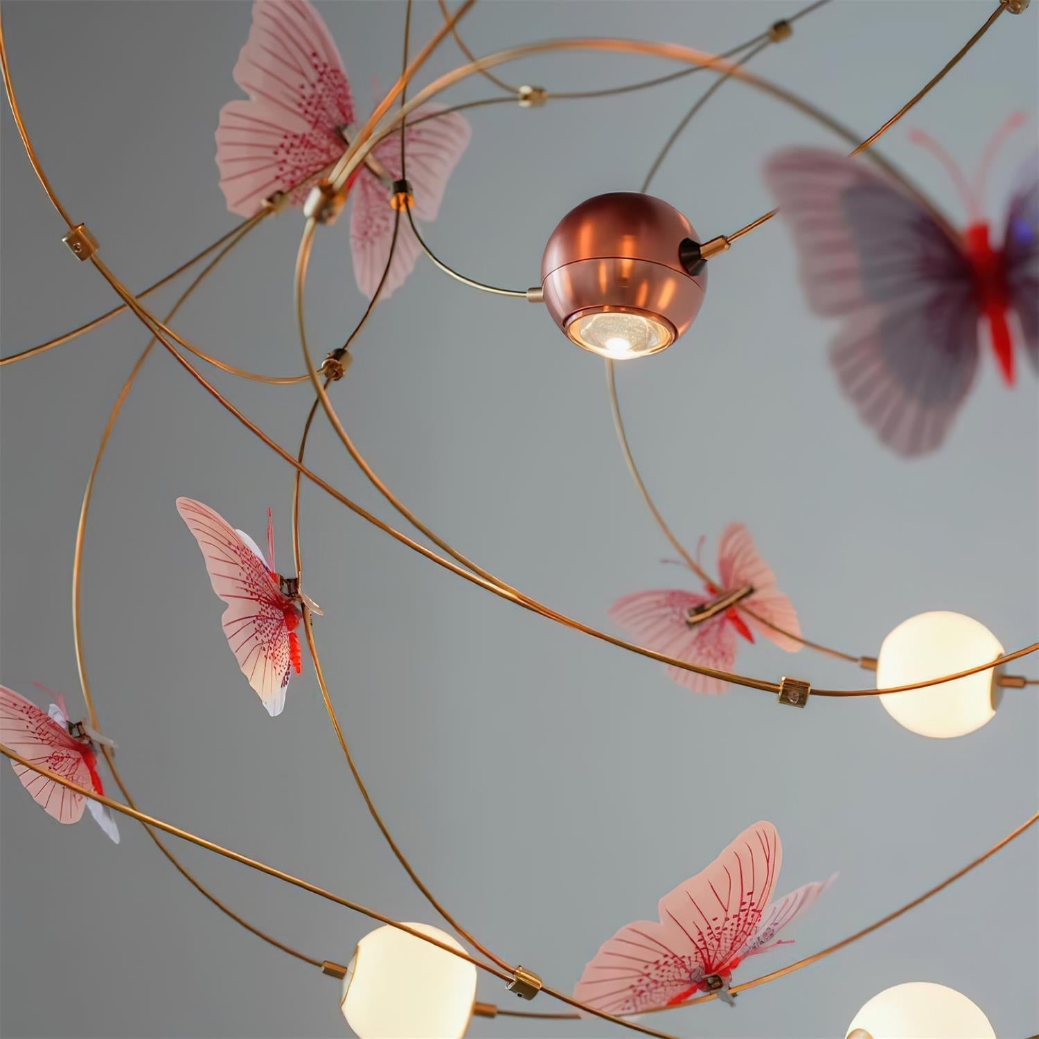 Flutterveil Chandelier Papillon Rêveur - Neutralighting