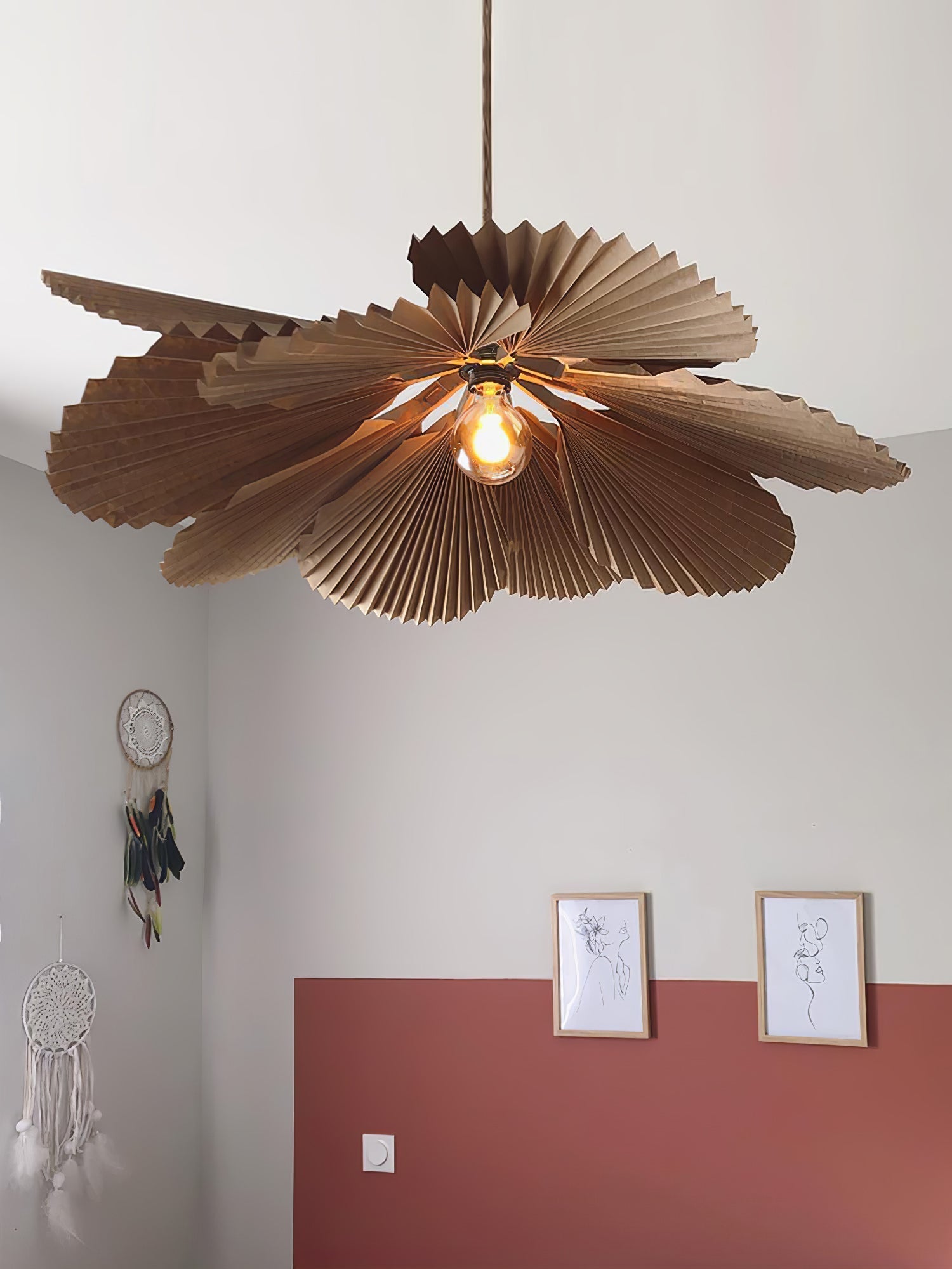 Folded Leaf Lotus Pendant Lamp - Blowlighting