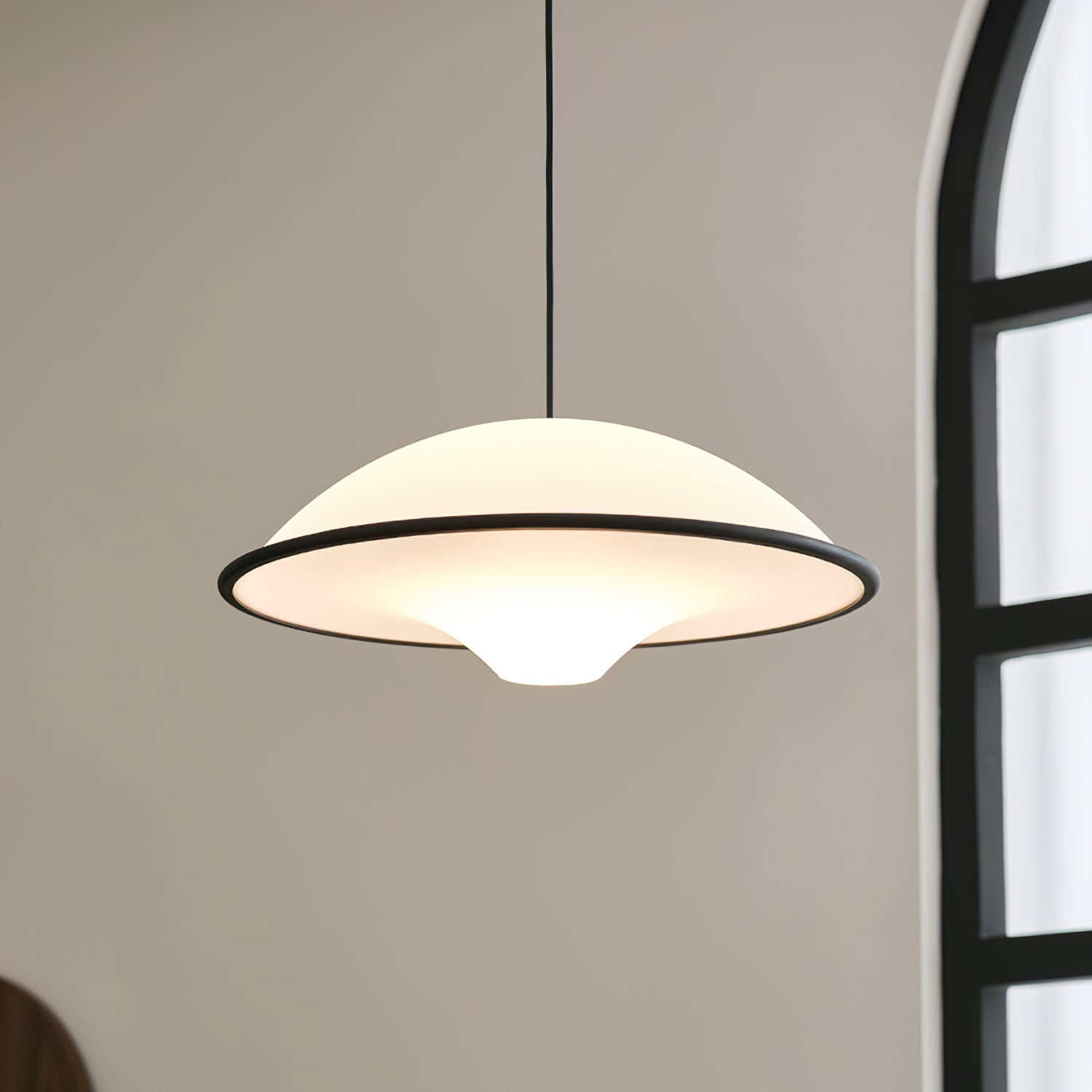 Eclipta Lampe Suspendue en Forme d'OVNI - Neutralighting