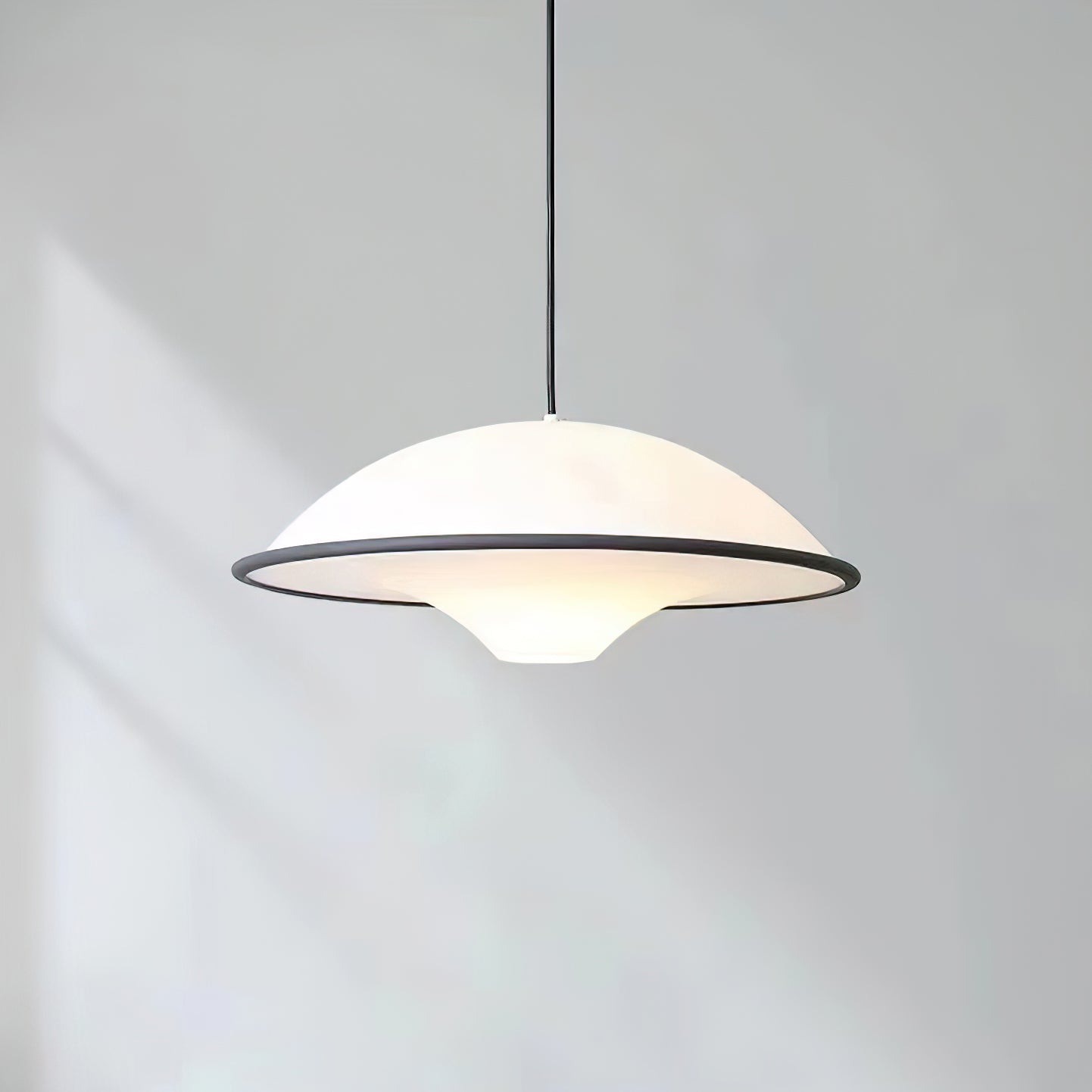 Eclipta Lampe Suspendue en Forme d'OVNI - Neutralighting