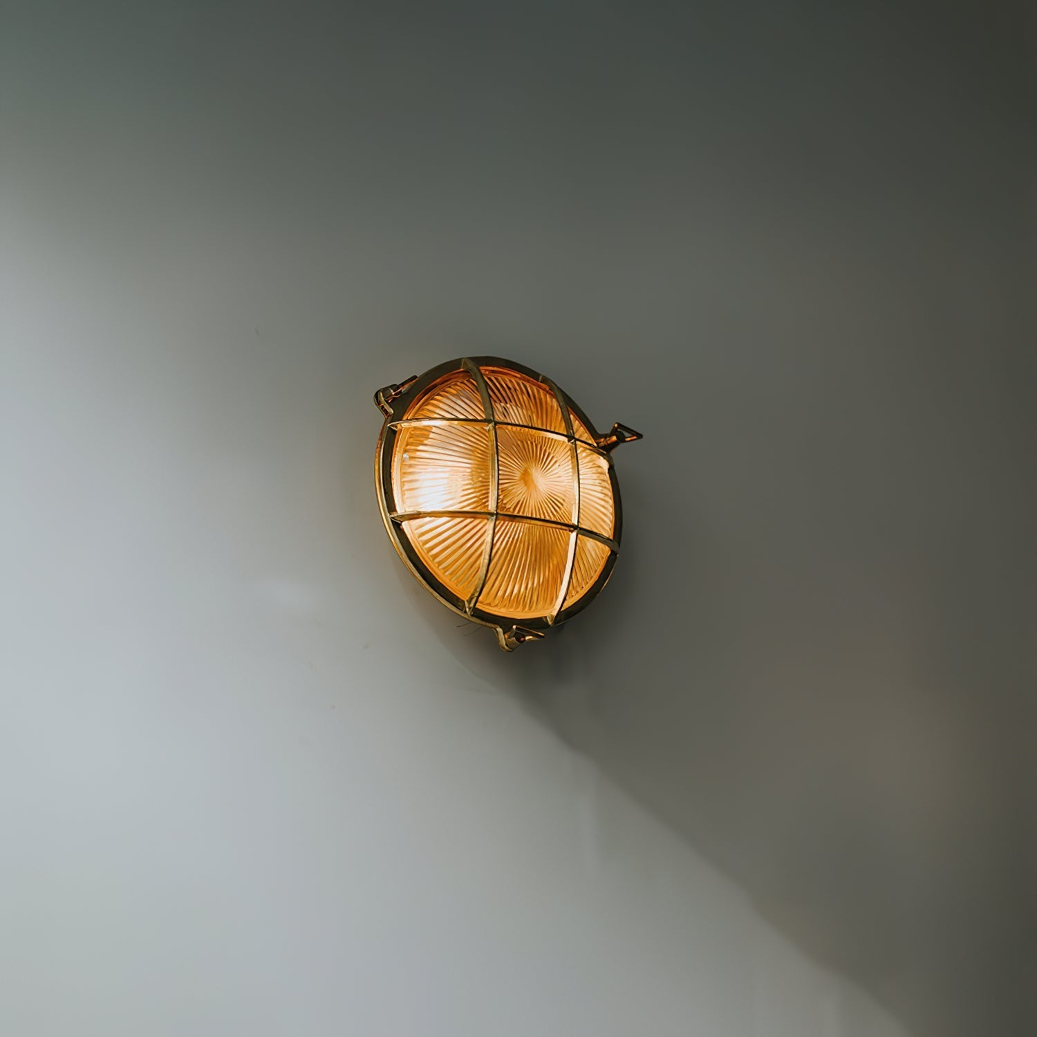 Erthearis Applique Murale Vintage Laiton Métal Bunker - Neutralighting
