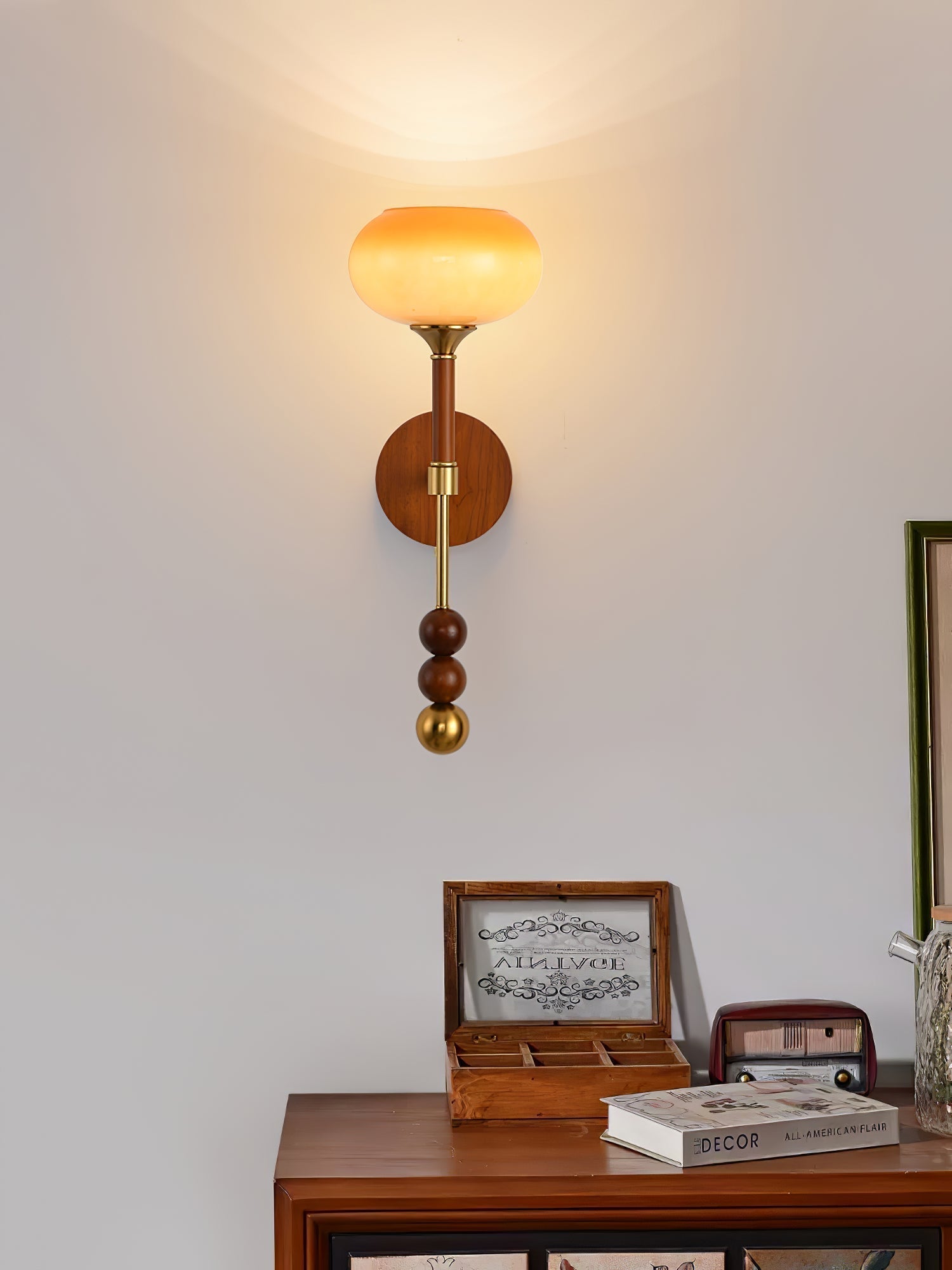 Hilda Roma Elegance Wood Sconce Wall lamp - Neutralighting