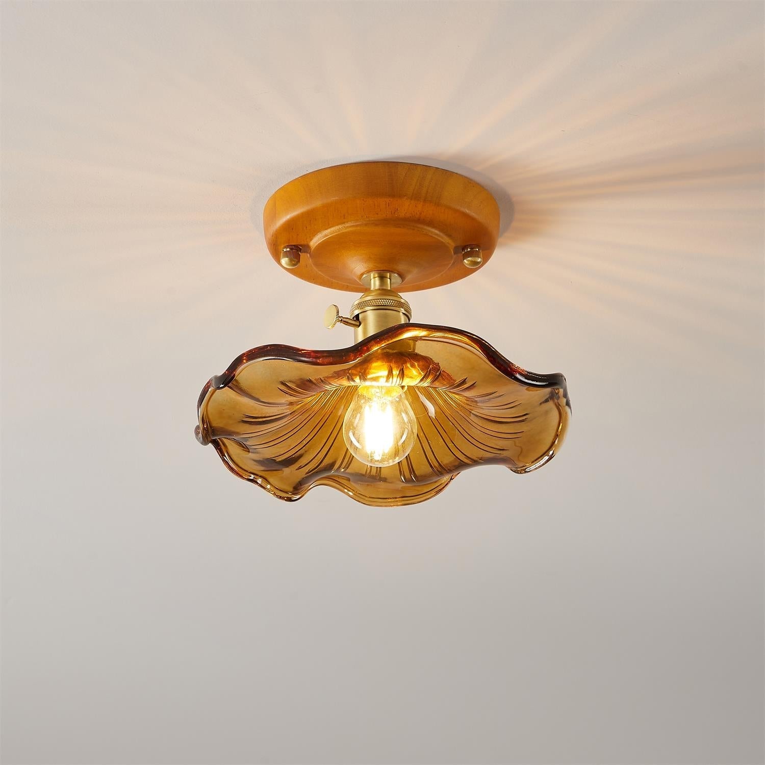 Aura Plafonnier Vintage Abat-jour Verre Laiton - Neutralighting