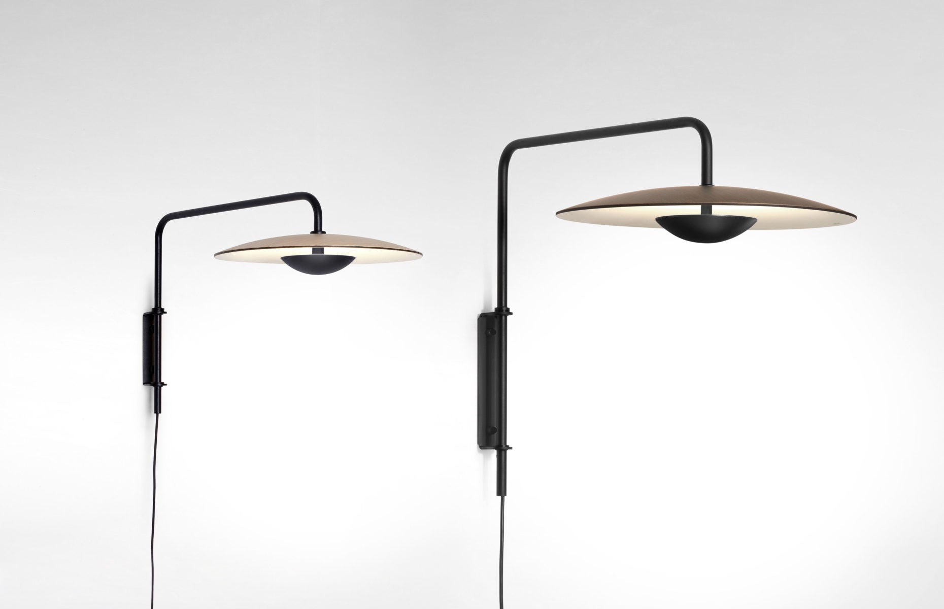 Abnormal Classic Modern Minimalist Plug-In Wall Lamp - Neutralighting