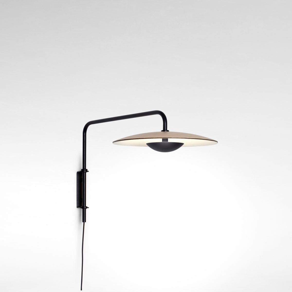 Abnormal Classic Modern Minimalist Plug-In Wall Lamp - Neutralighting
