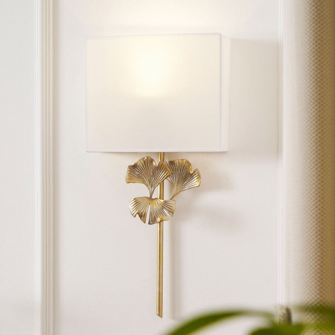 Daisy Applique Murale Feuille de Ginkgo - Neutralighting