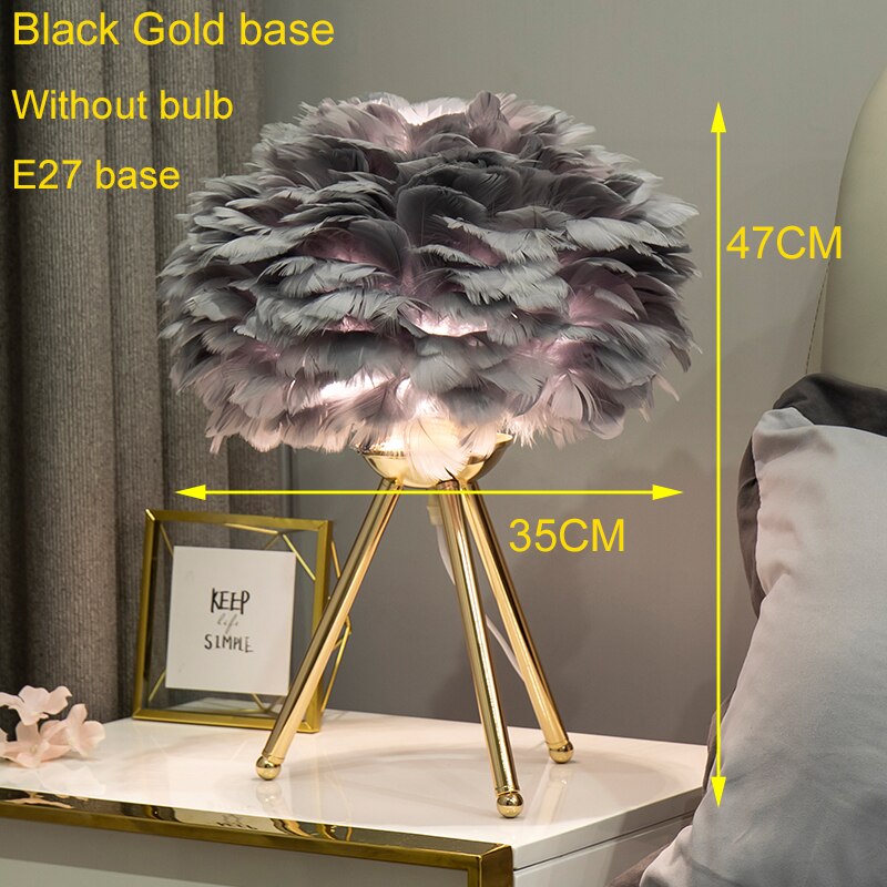 O'Moore Lampe de Table Fleur Nordique, Plume/Métal, Chambre - Neutralighting