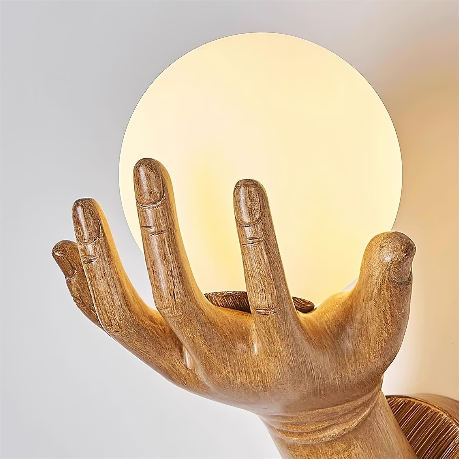Aura Applique Murale Forme Main Bois - Neutralighting