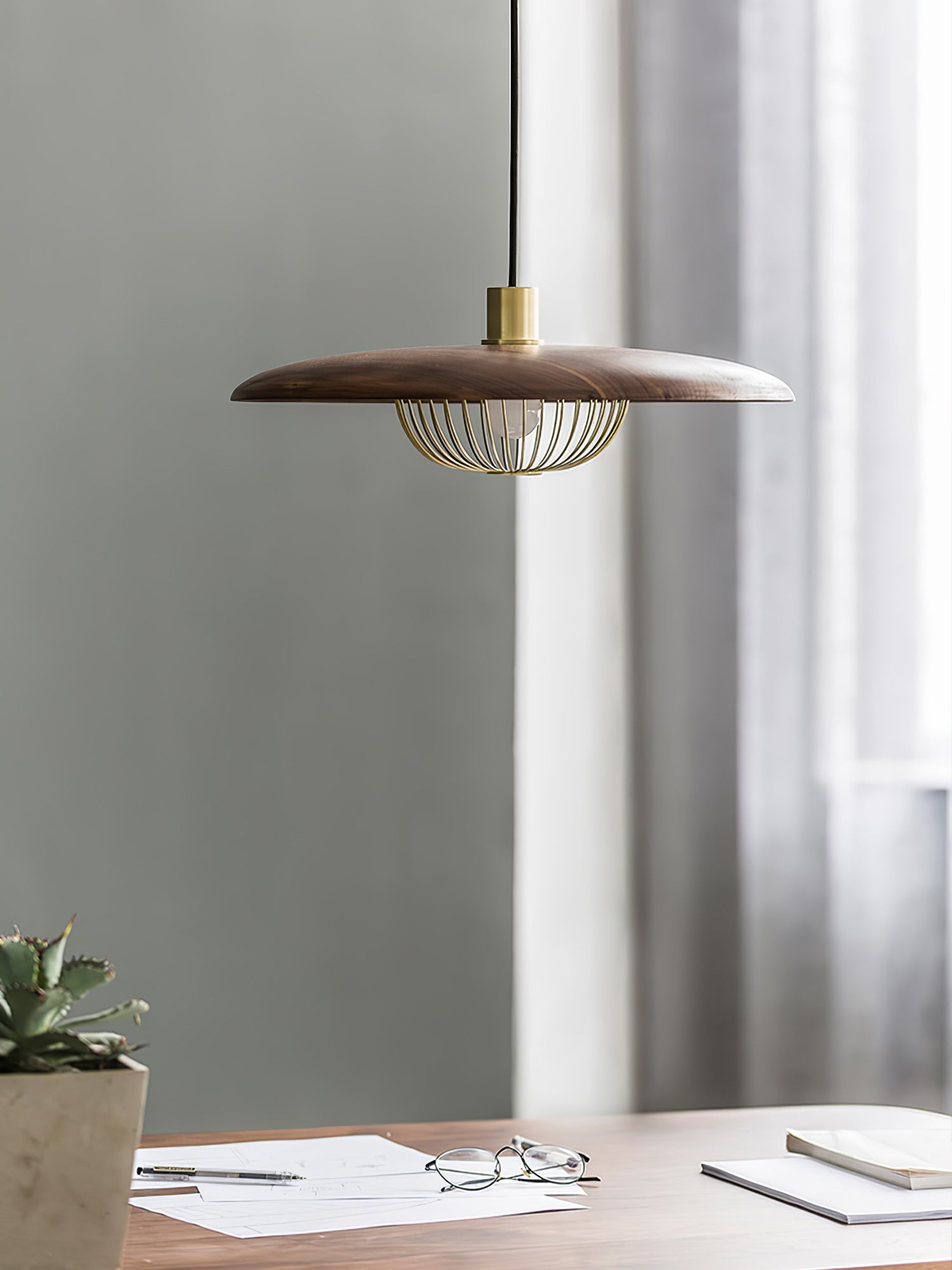 Elanora Wood Retro Vintage Pendant Lamp - Neutralighting