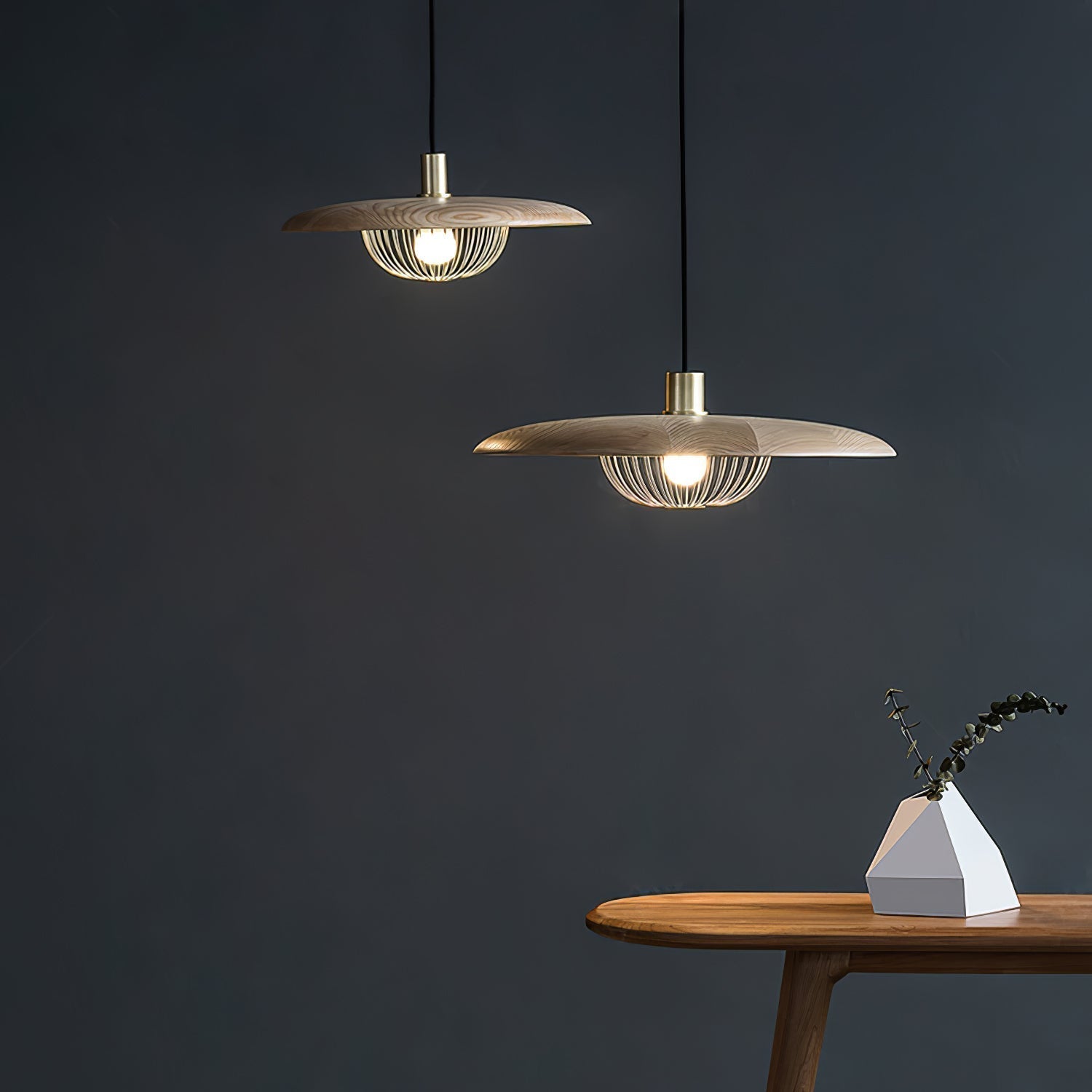 Elanora Wood Retro Vintage Pendant Lamp - Neutralighting
