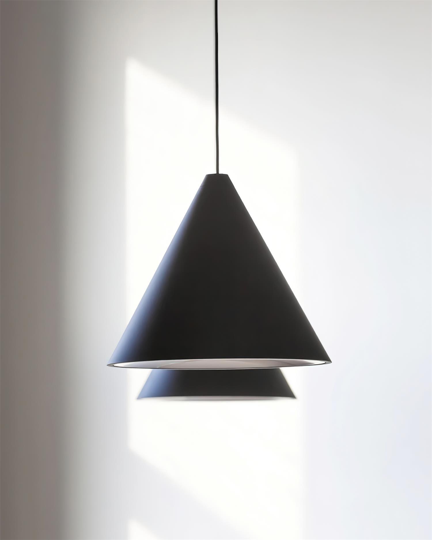 Cone Lampe Pendante Abat-jour Conique Noir pour Style Industriel Moderne - Neutralighting