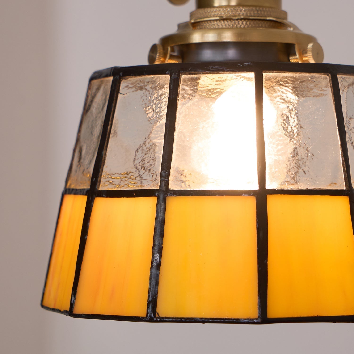 Suspension Coloré Verre Ombre Ancien Modèle Laiton Rétro - Neutralighting