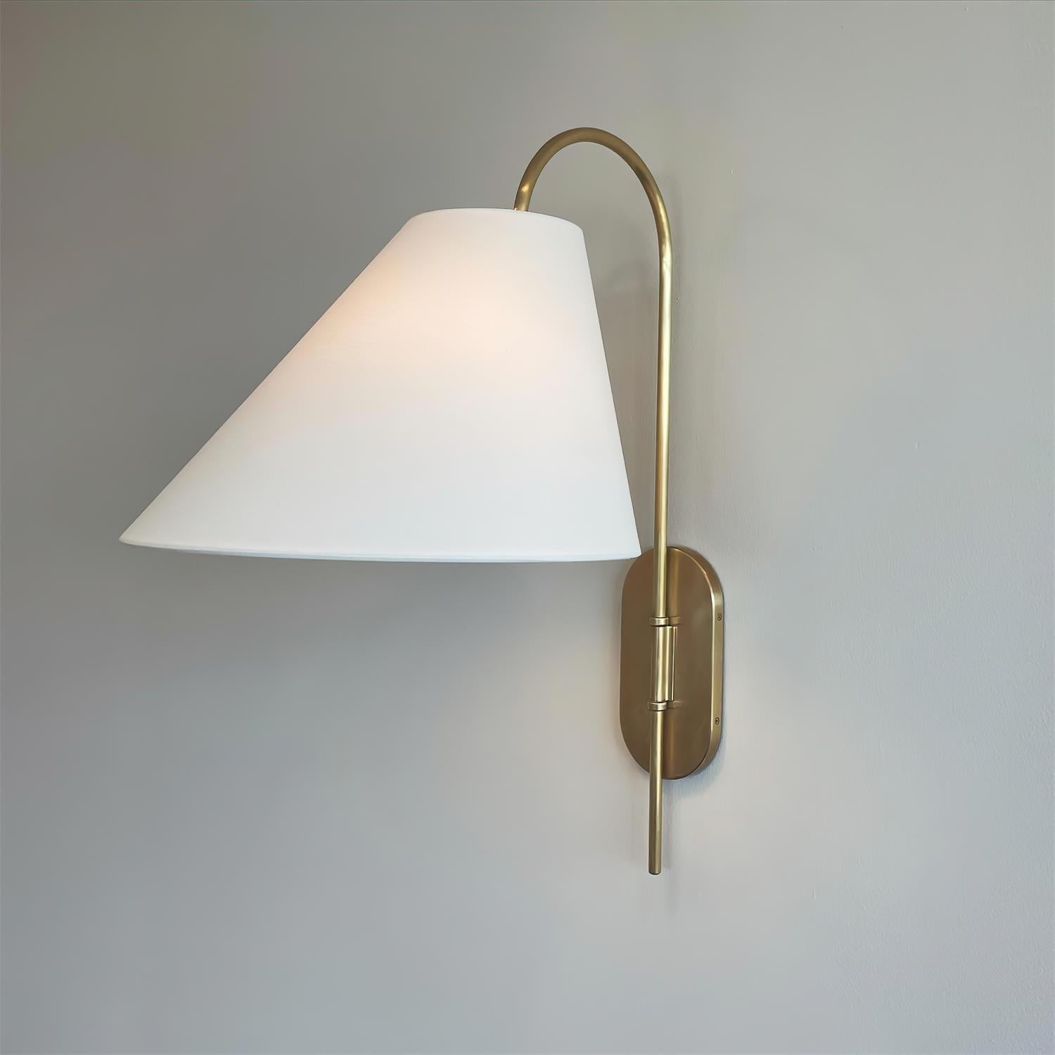 Kinsley Applique Murale Articulation Arquée - Neutralighting