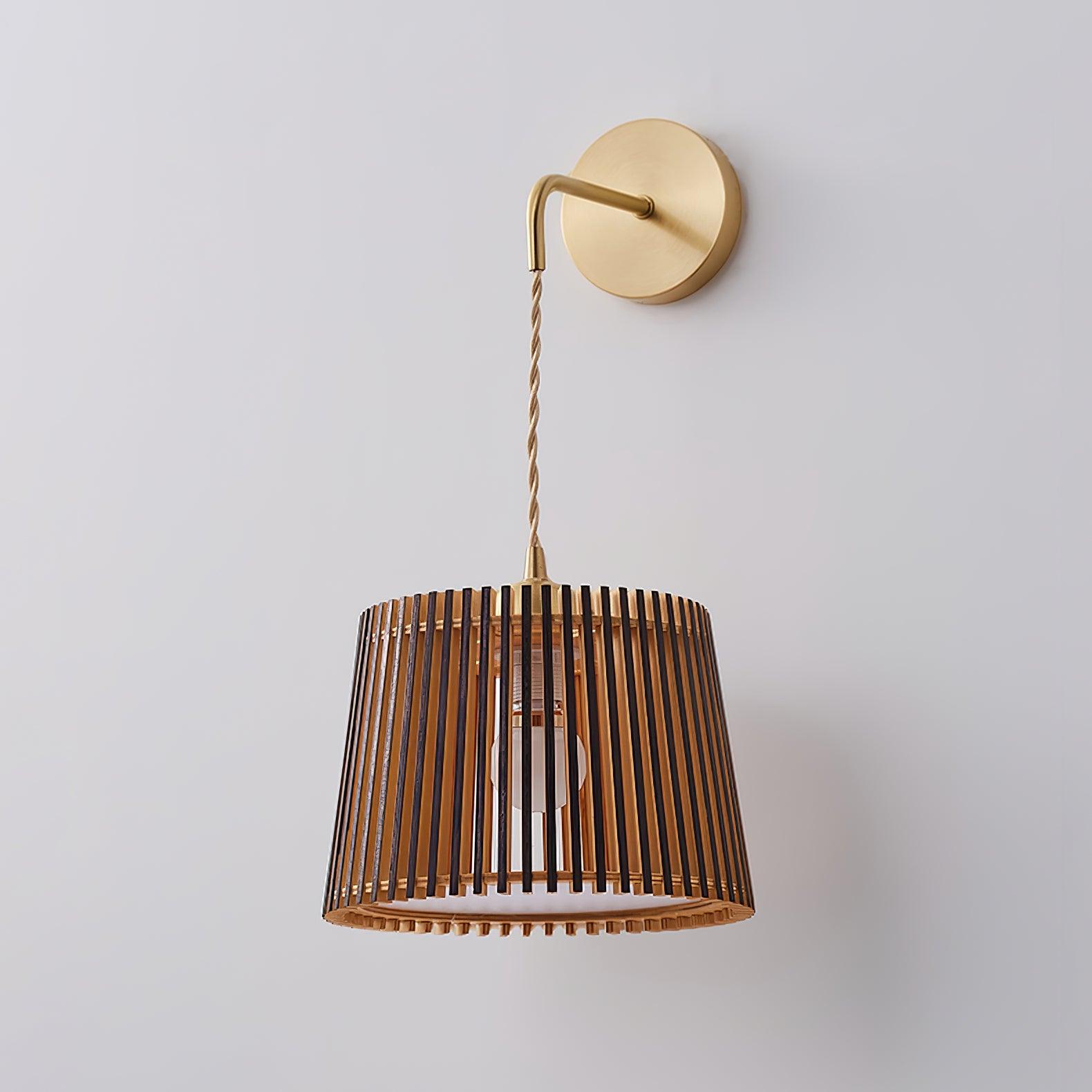 Kitami Wall Lamp Slatted - Letslighting