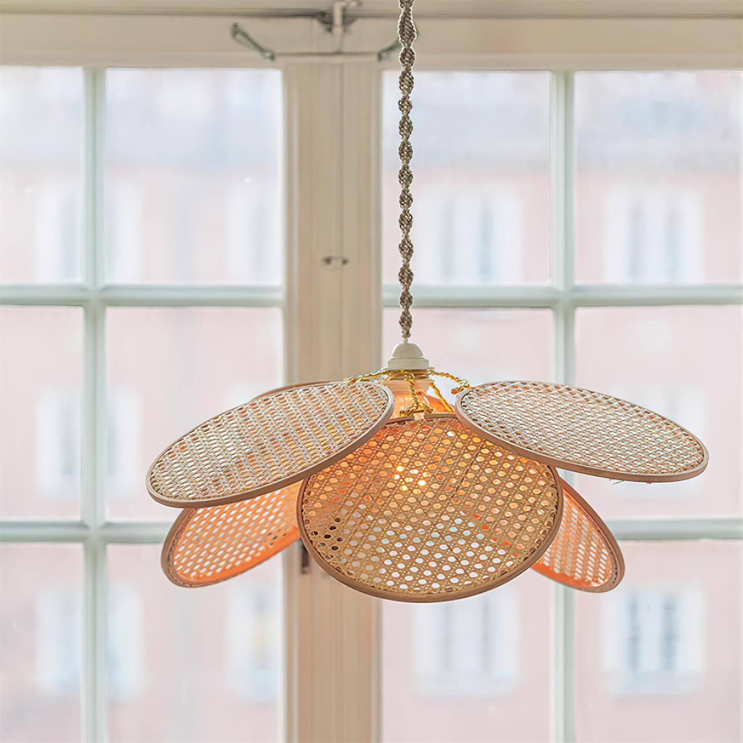 Kloe Suspension Pétale Rotin Organique Bohème - Neutralighting