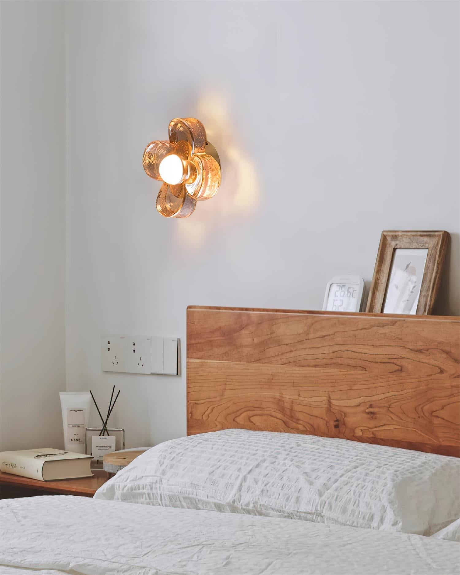 Lampe Plafond avec Pétales de Trèfle en Verre Ambre et Laiton Style Scandinave - Neutralighting