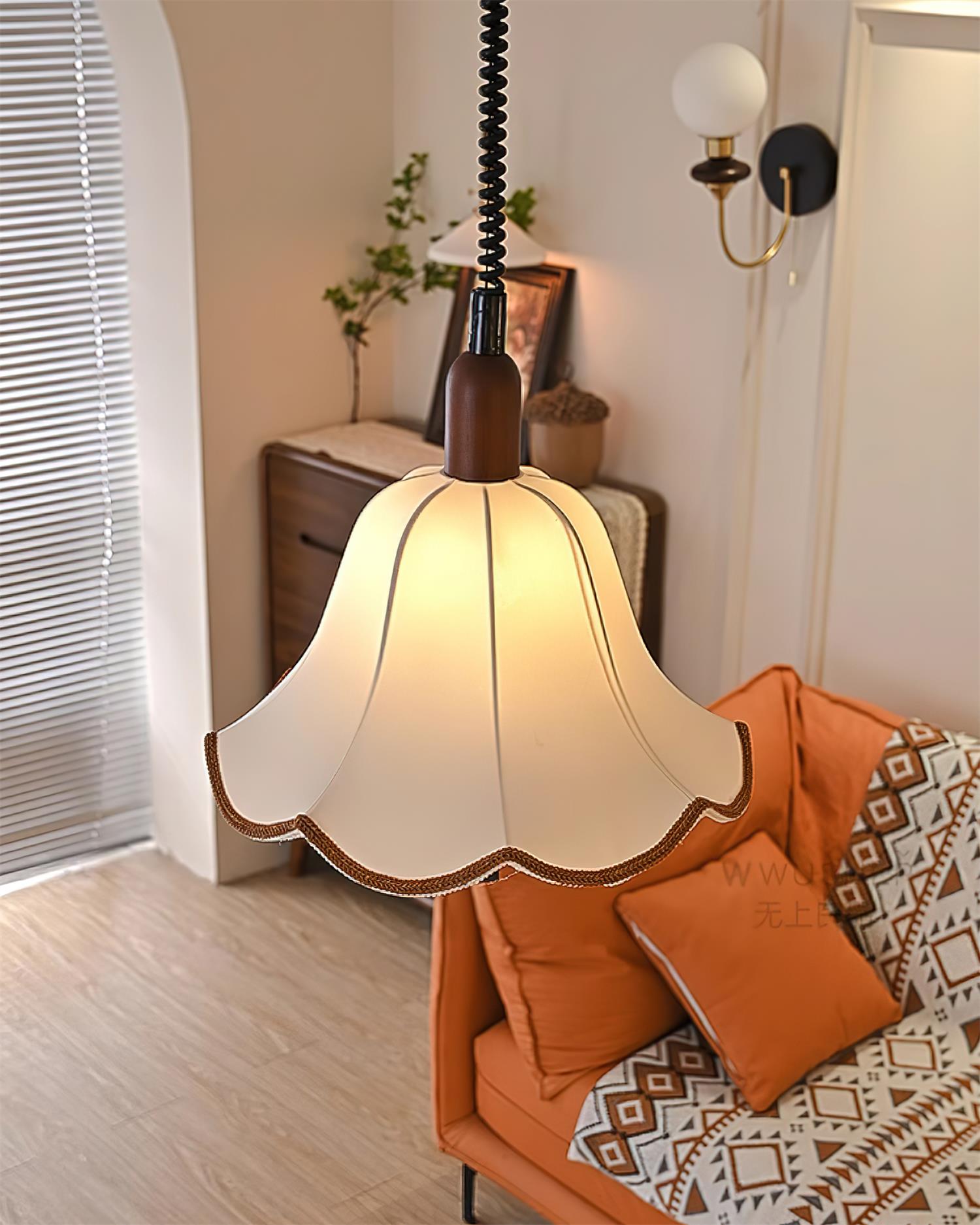 Lanna Lampe Pendante Forme Cloche Élégante Traditionnelle - Neutralighting