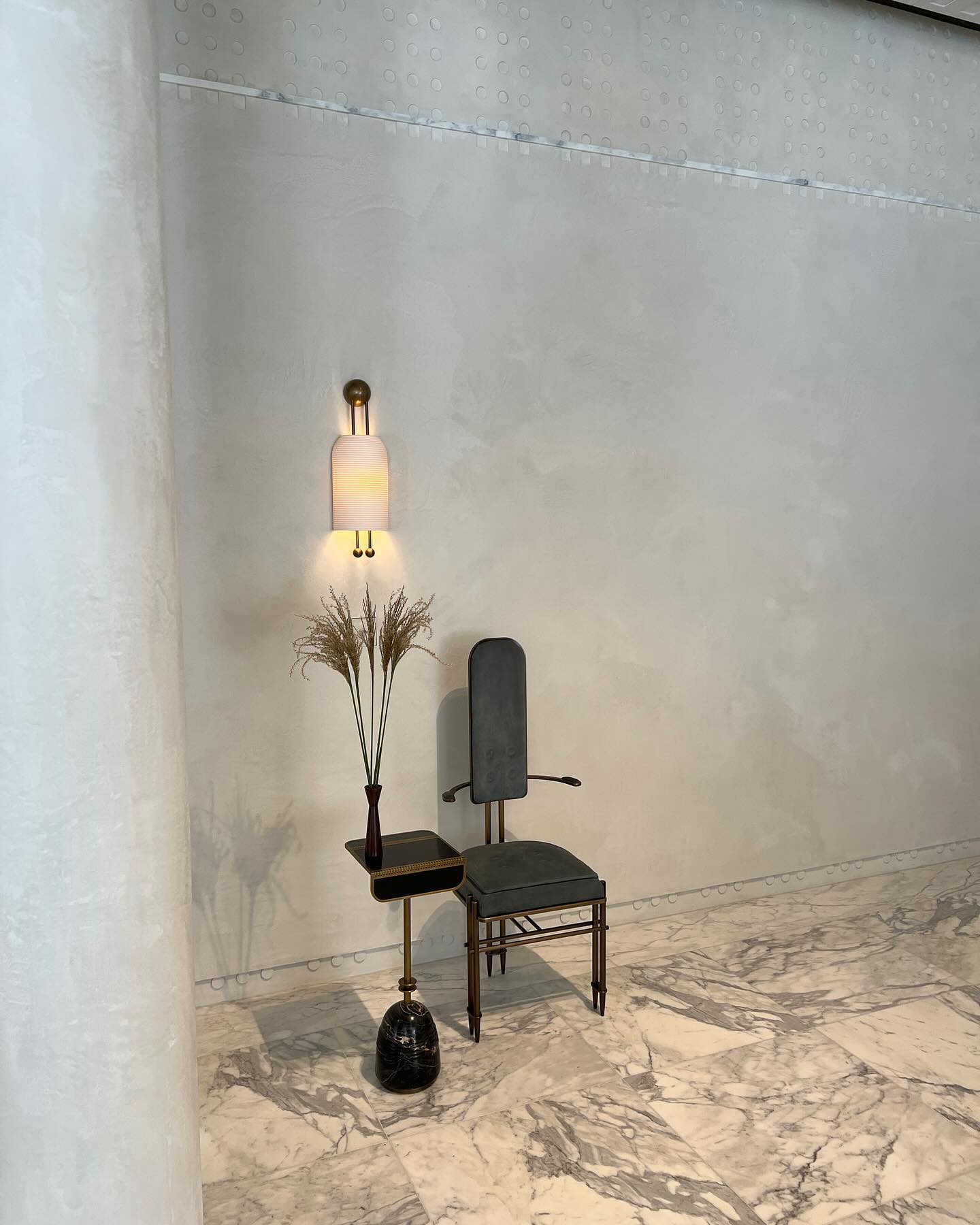 Zelaeora Lampe Murale Lantern Sconce en Métal et Verre Moderne Minimaliste - Neutralighting