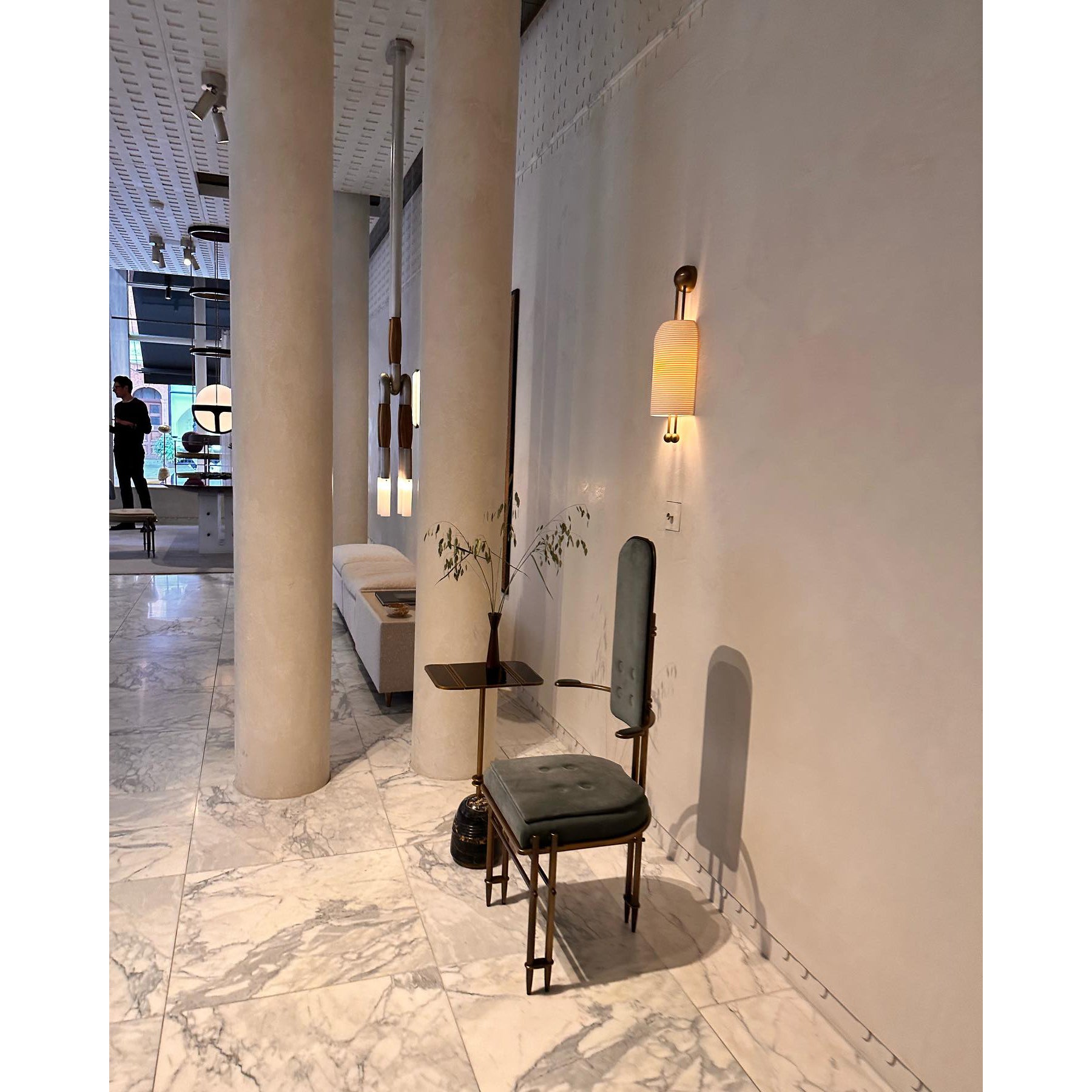 Zelaeora Lampe Murale Lantern Sconce en Métal et Verre Moderne Minimaliste - Neutralighting