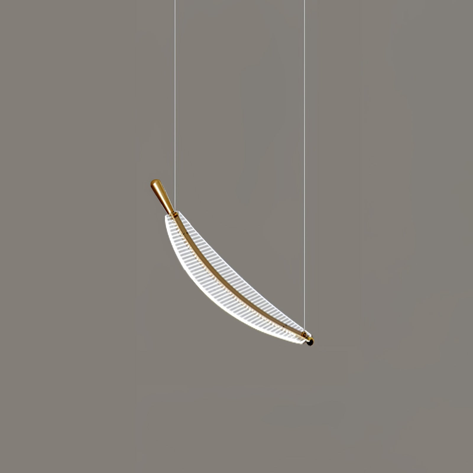 Lustra Chandelier Leaf Acrylic Gold Elegant Modern - Neutralighting