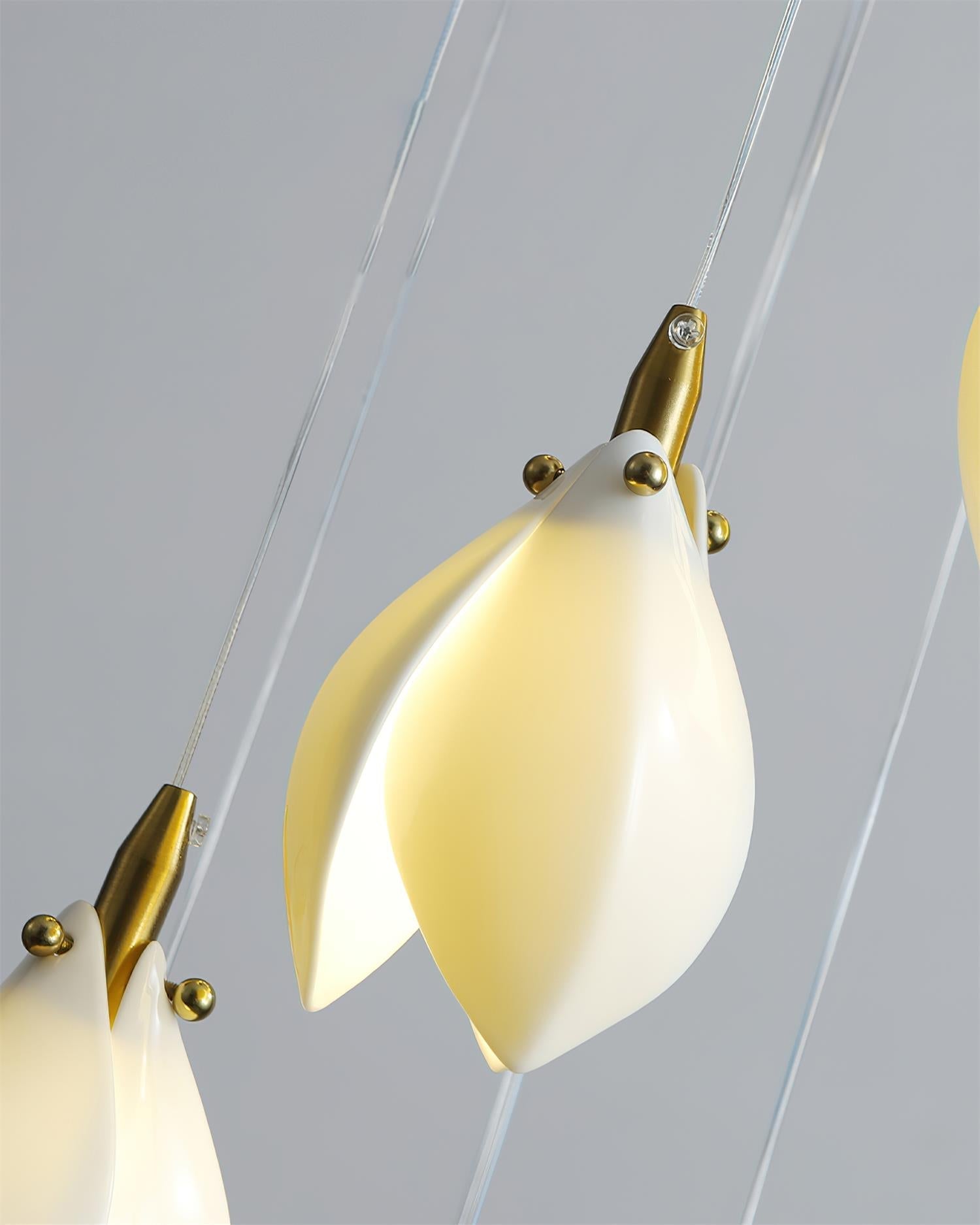 Lilium Lustre Pétales en Cascades Suspendus - Neutralighting