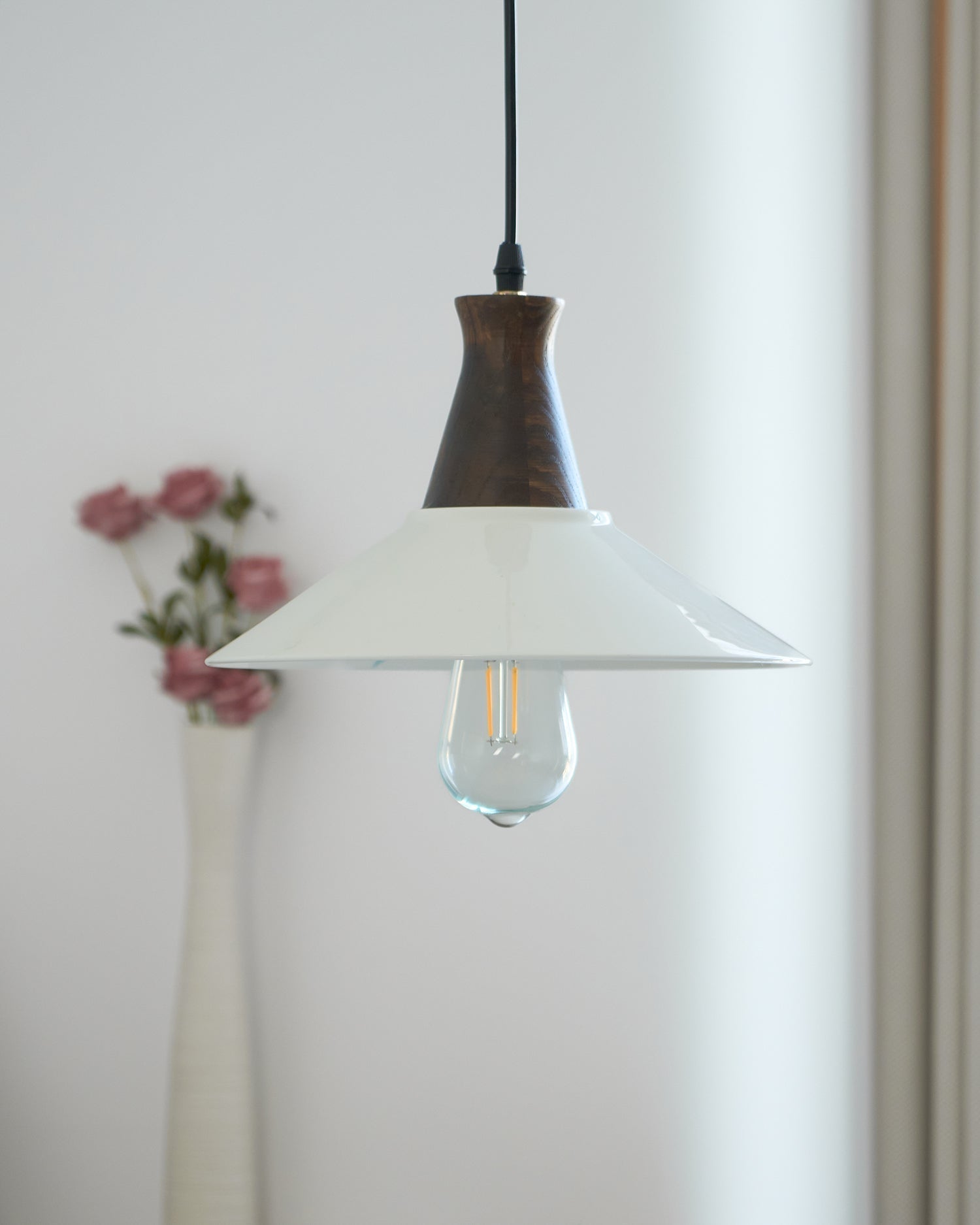 Linna Suspension Main Peint Florale Rustique - Neutralighting