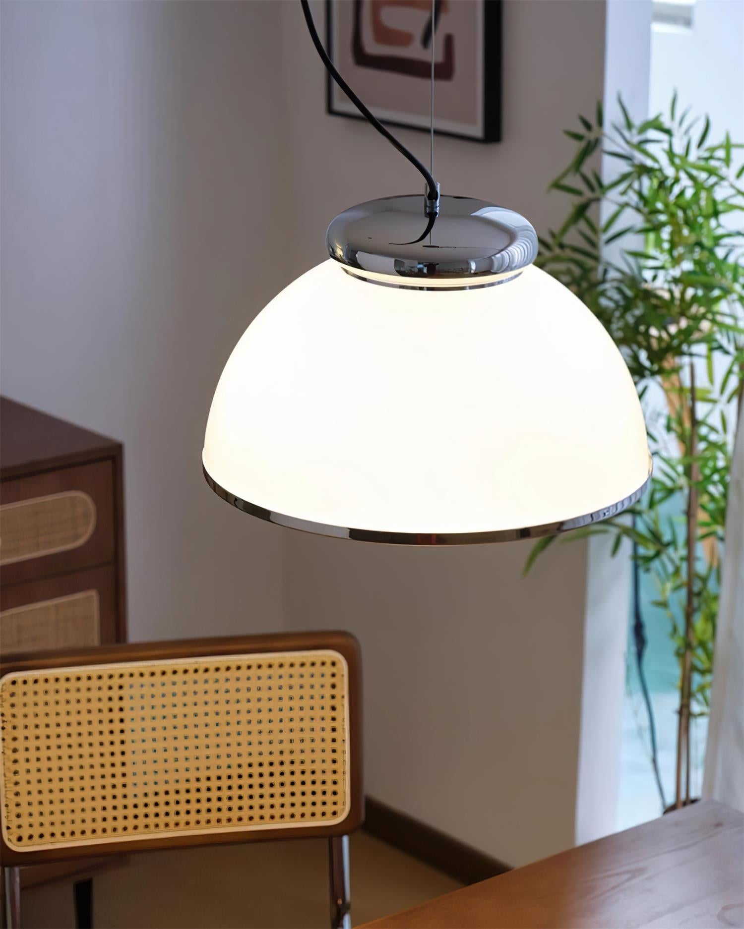 Lita Suspension Lampe Dôme en Verre Bordure Chrome - Neutralighting