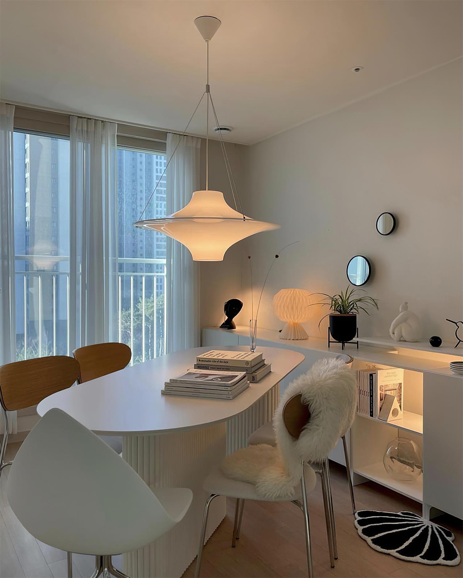 Solara Lampe suspendue en acrylique en forme d'OVNI pour salon contemporain - Neutralighting