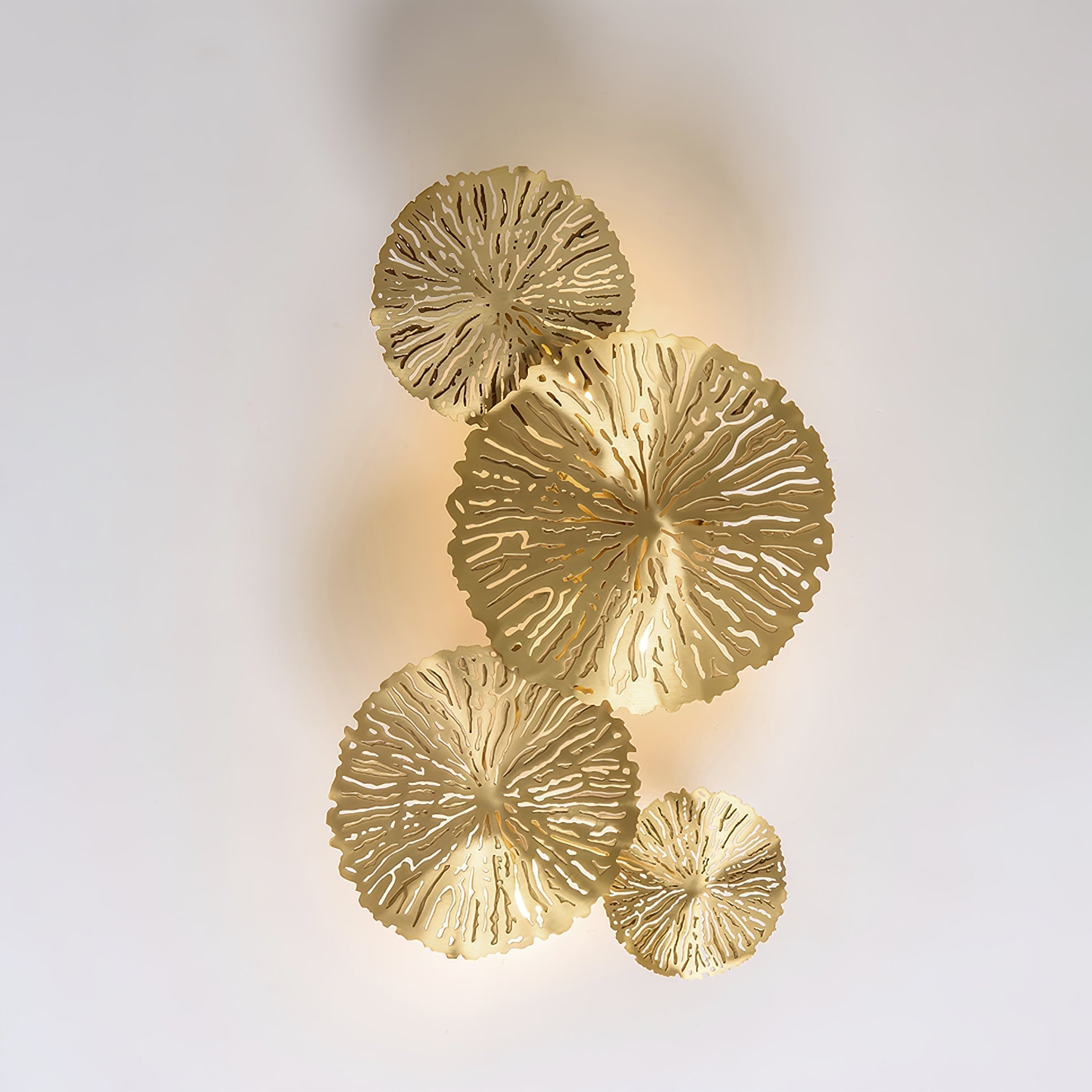 Lustra Applique Murale Feuille De Lotus En Laiton - Neutralighting