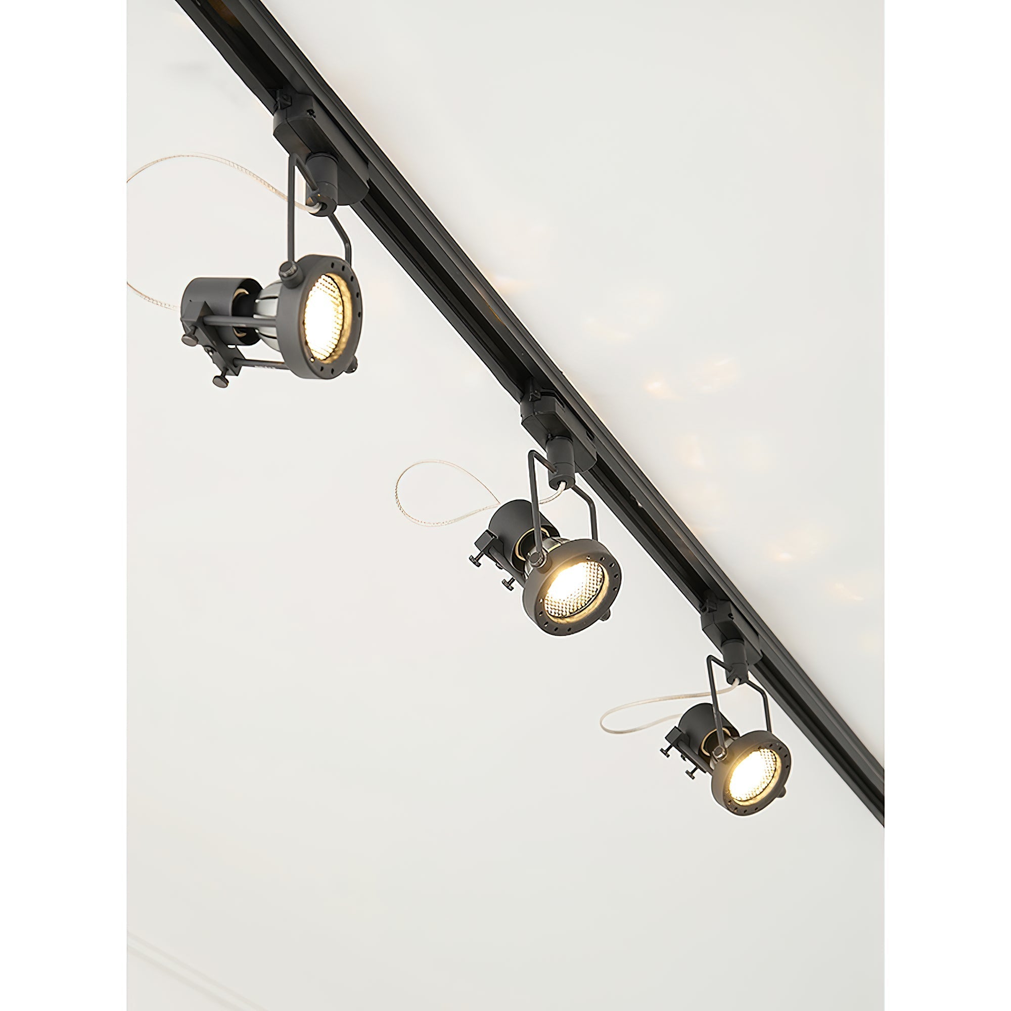 Ivelor Spots Sur Rail Industriels Vintage en Métal et Verre - Neutralighting